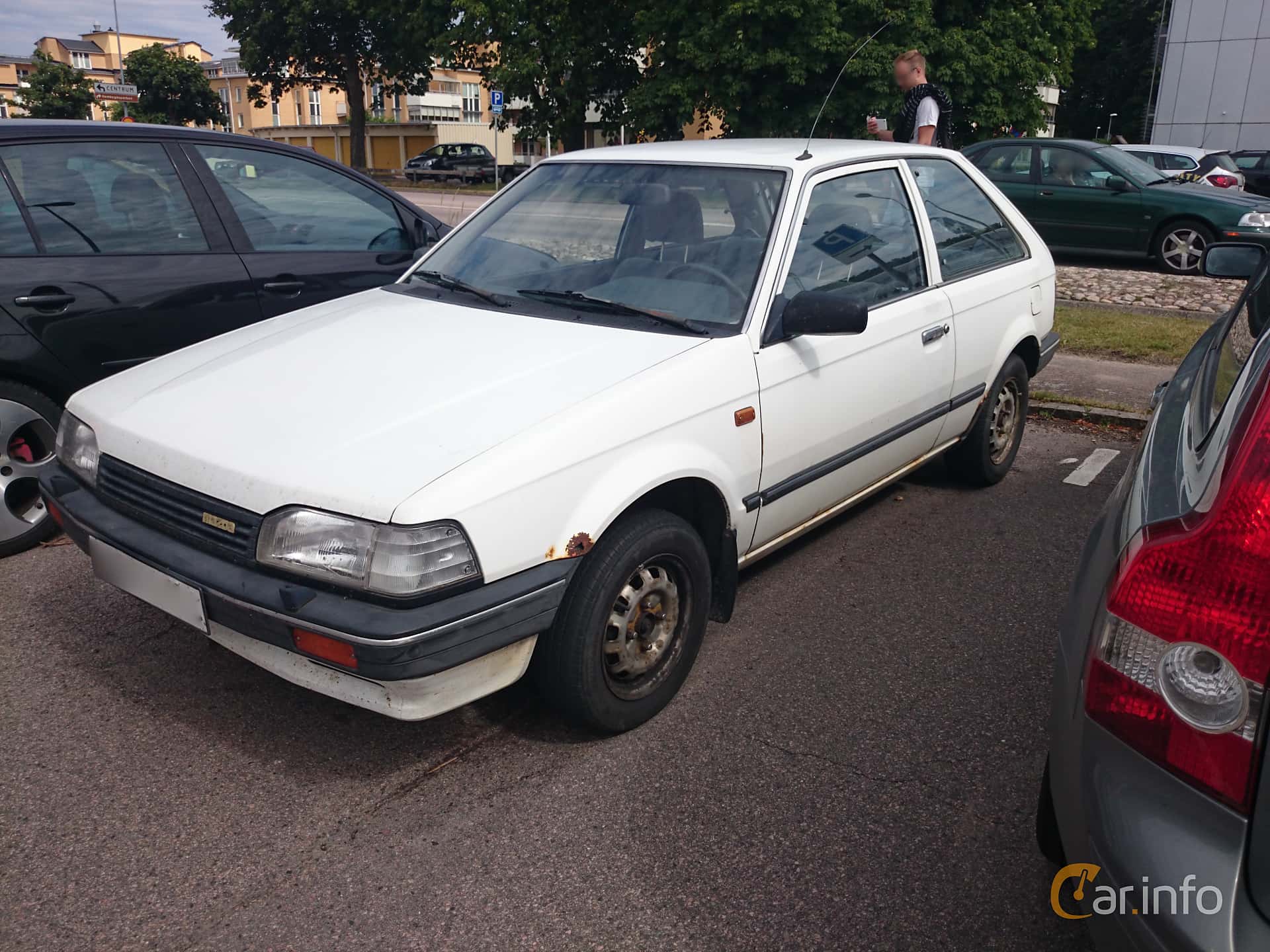 Mazda 323 1.5 generation BF Facelift, Automatic, 3-speed