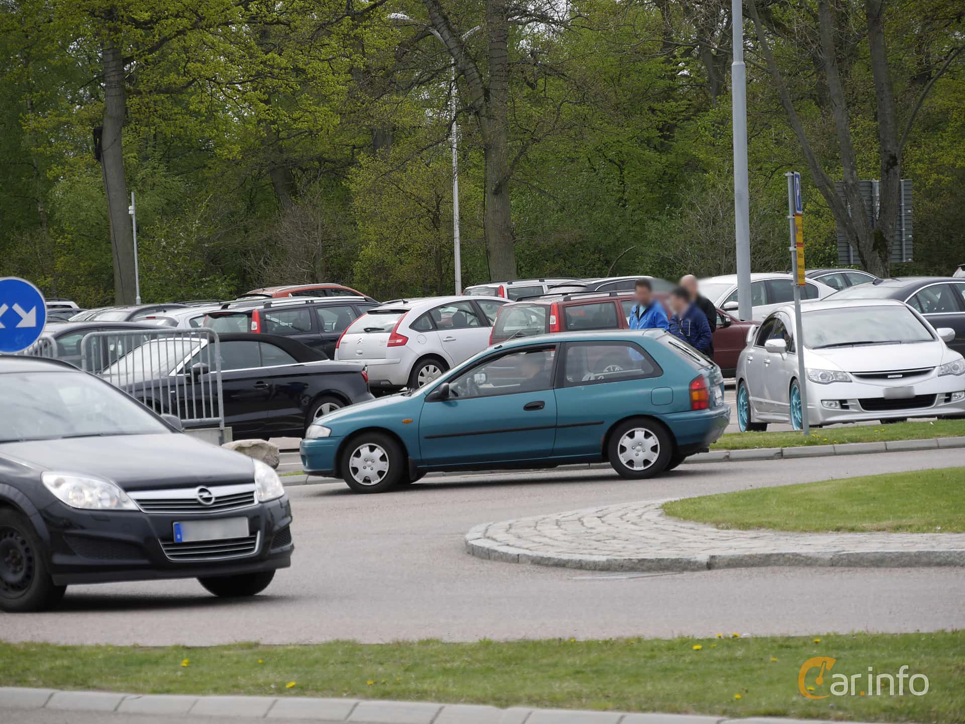 Mazda 323P 1.3 Manual, 73hp, 1998