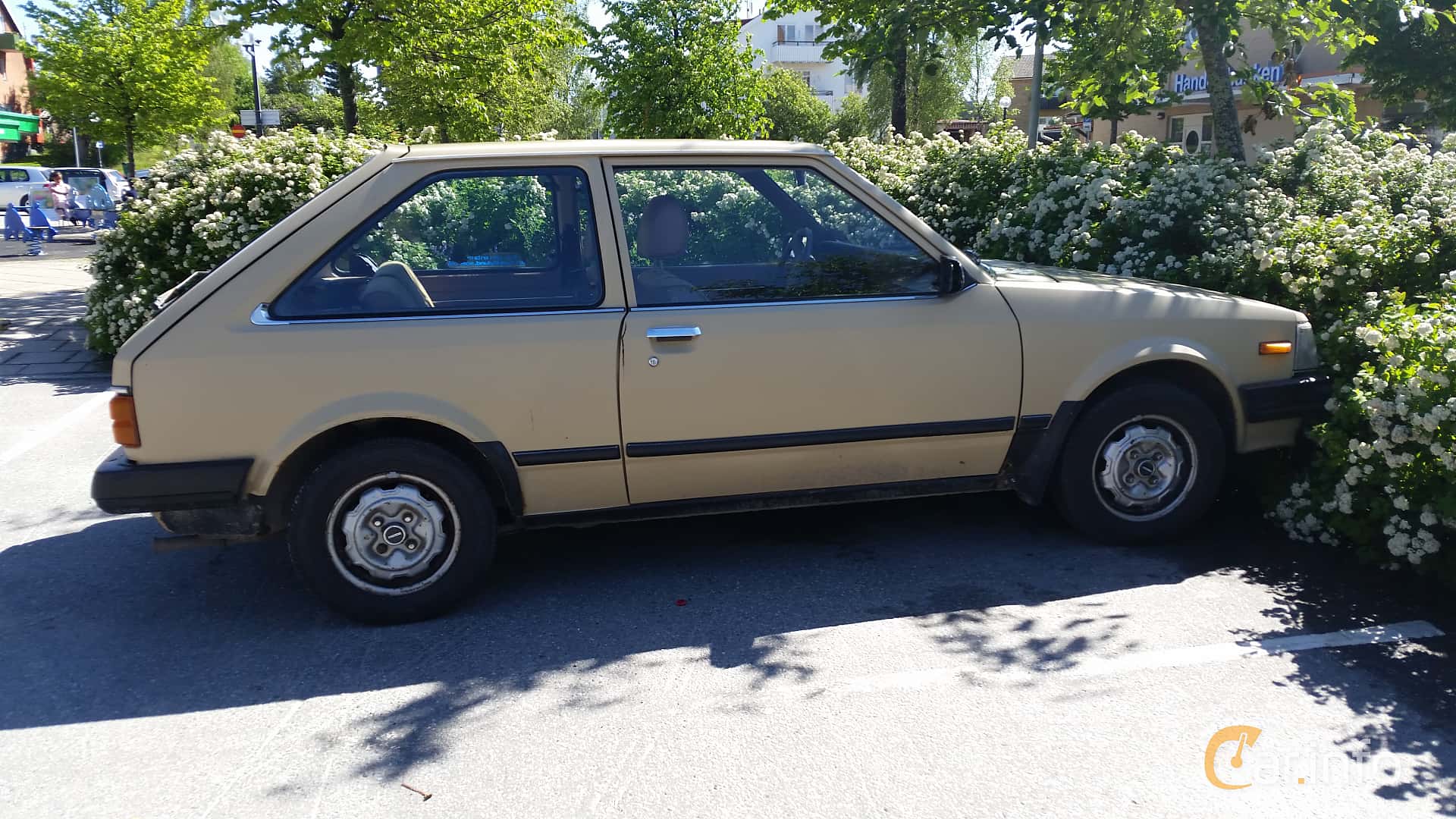 Mazda 323 3-door Hatchback 1.5 Manual, 75hp, 1984