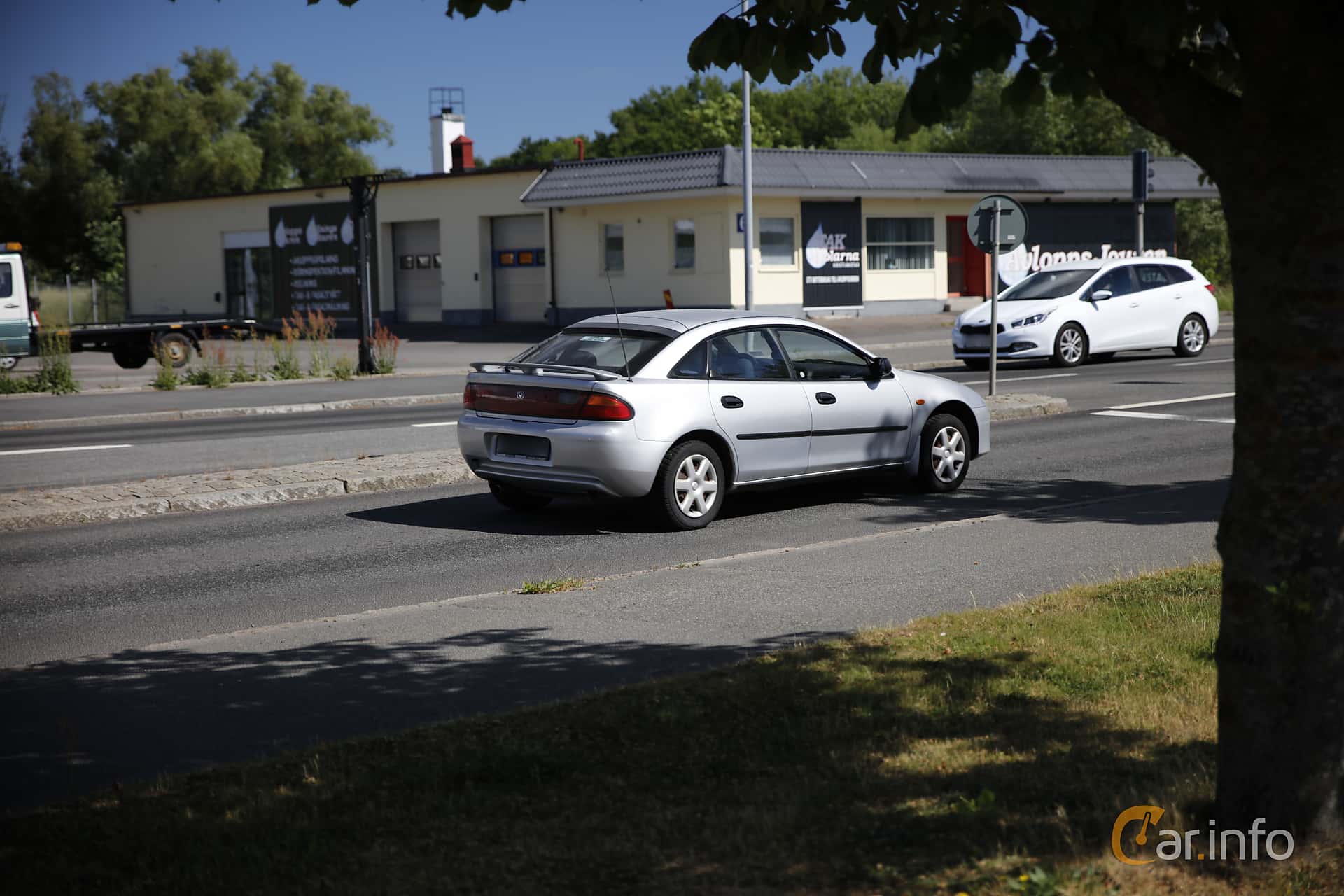Mazda 323F 1.9 Automatic, 114hp, 1997