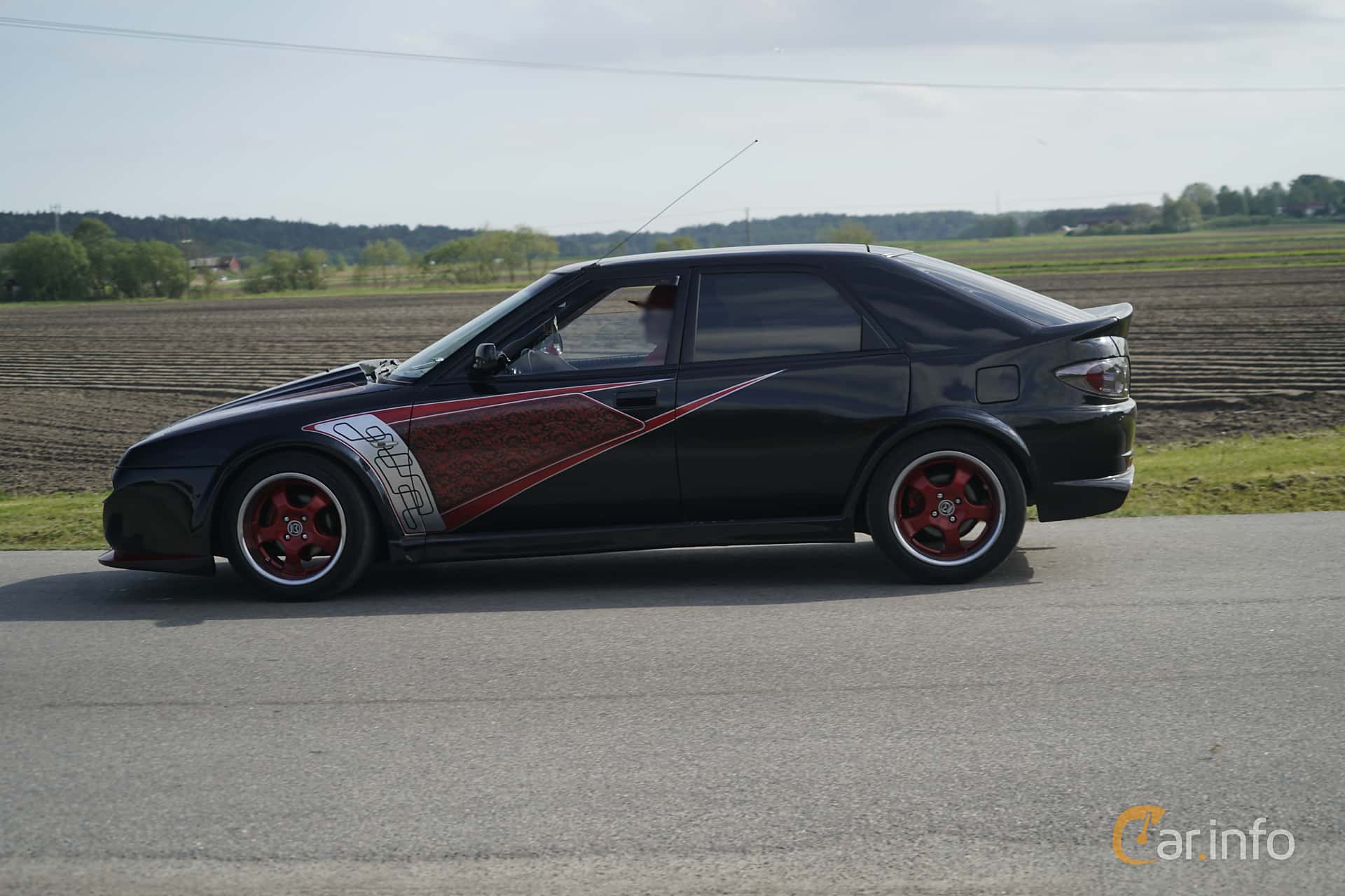 Mazda 323 5-door Hatchback 1.6 Automatic, 145hp, 1989