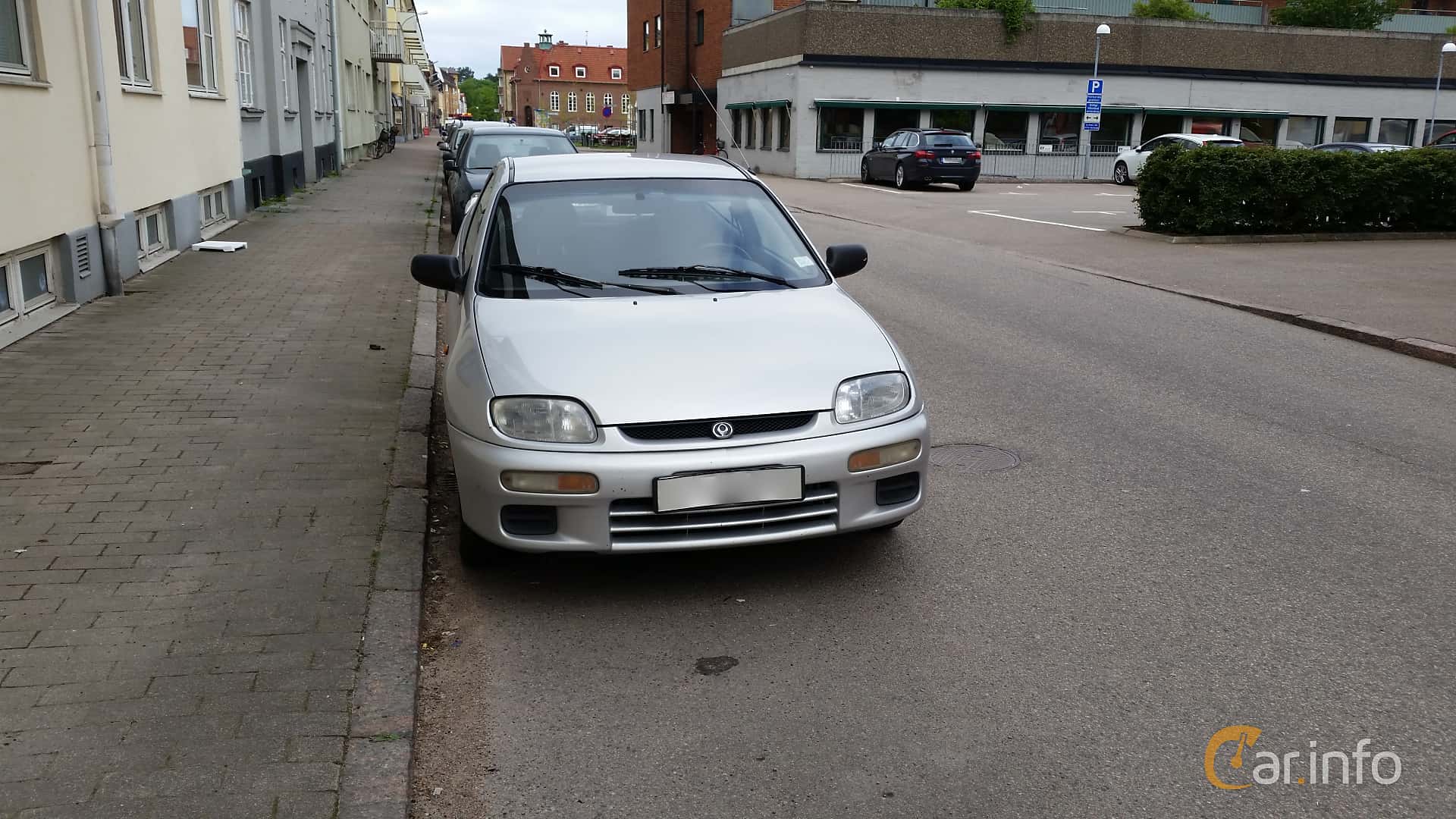 Mazda 323P 1.5 Manual, 88hp, 1996