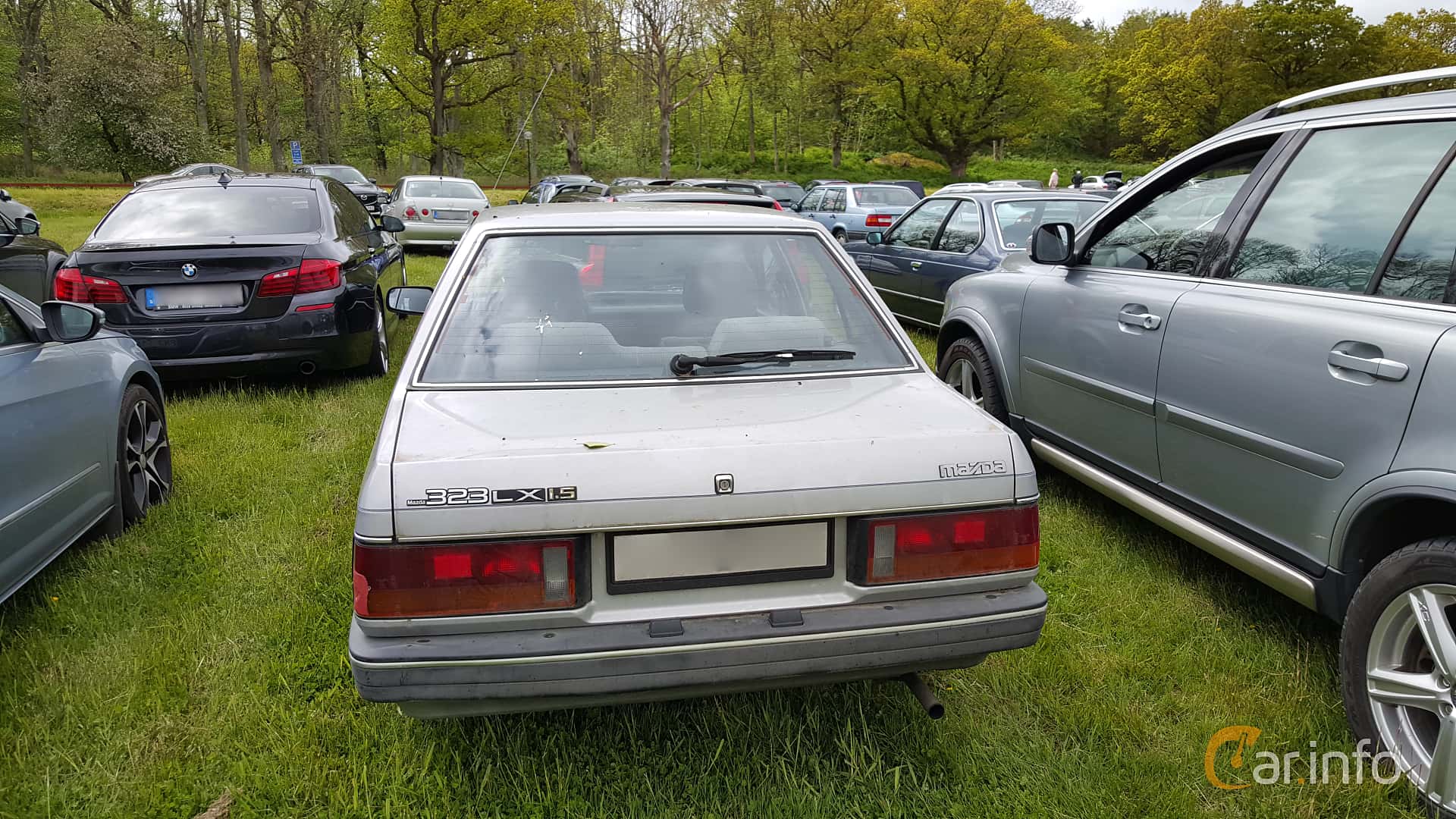 Mazda 323 Sedan 1.3 Manual, 68hp, 1987