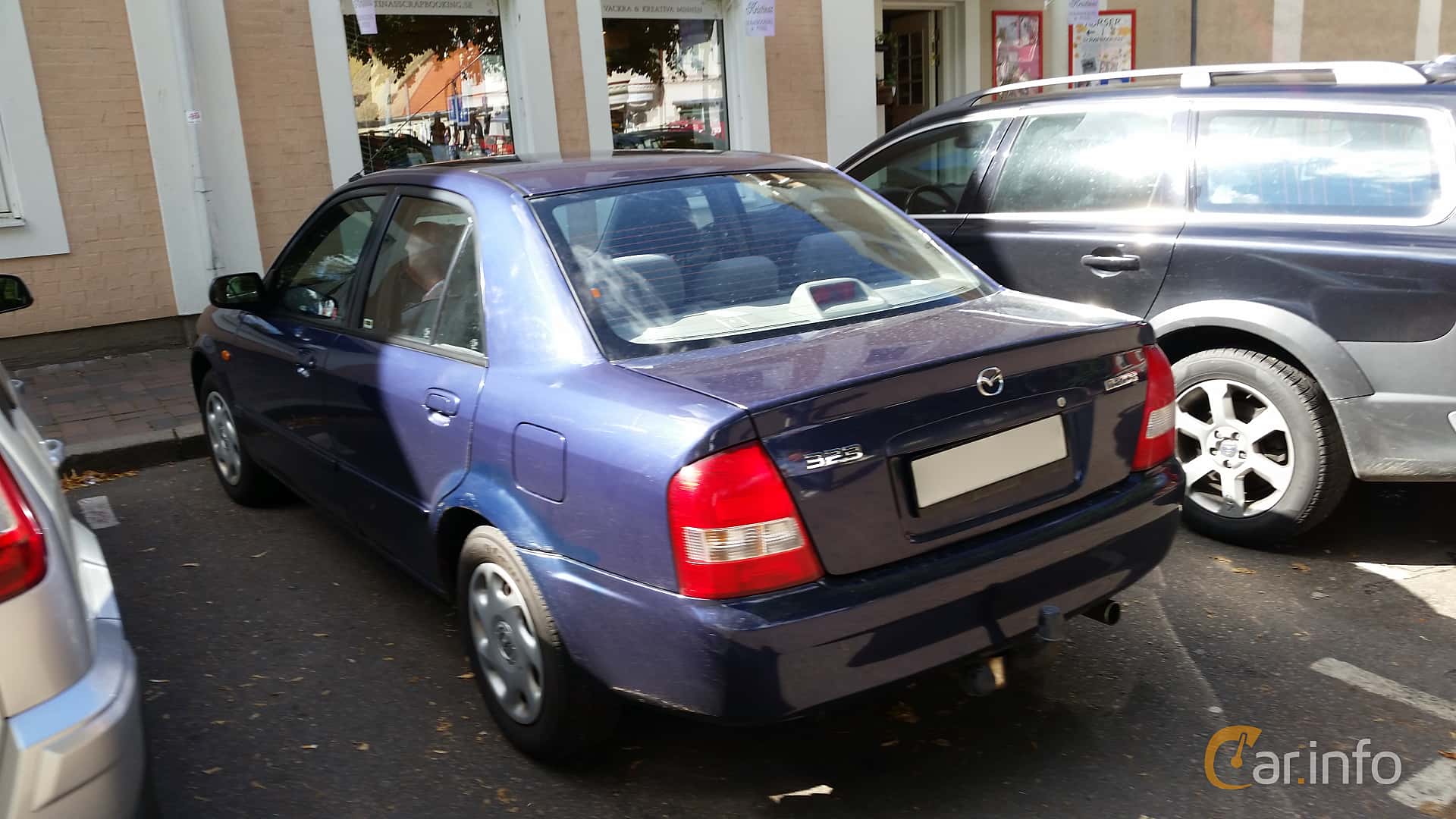 Mazda 323S 1.6 Manual, 98hp, 2001