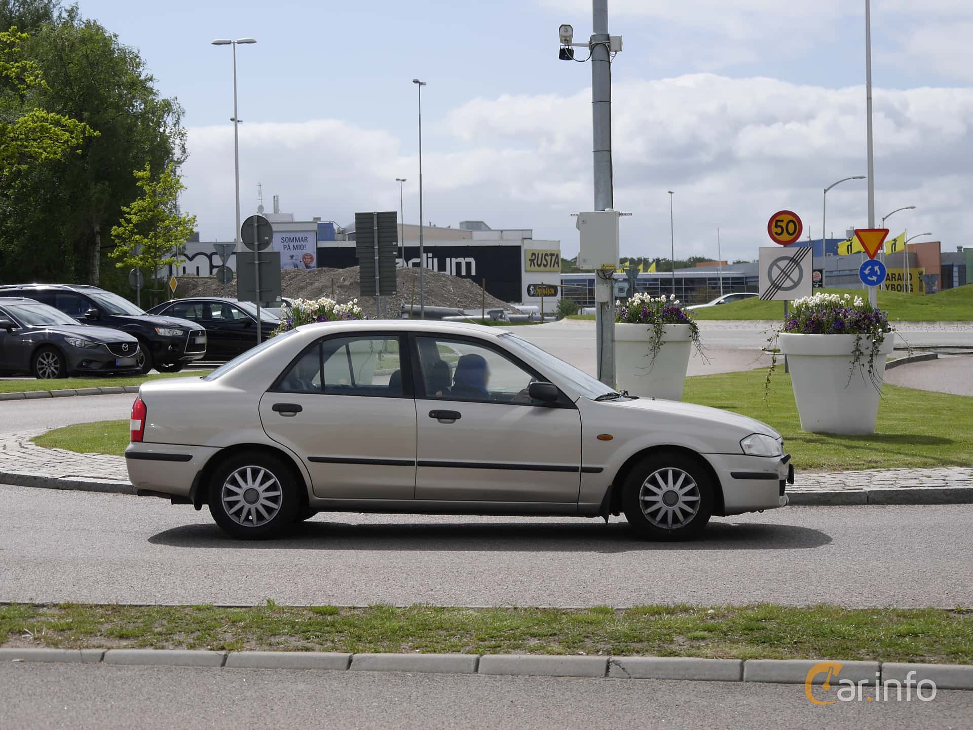 Mazda 323S 1.5 88hp, 2001