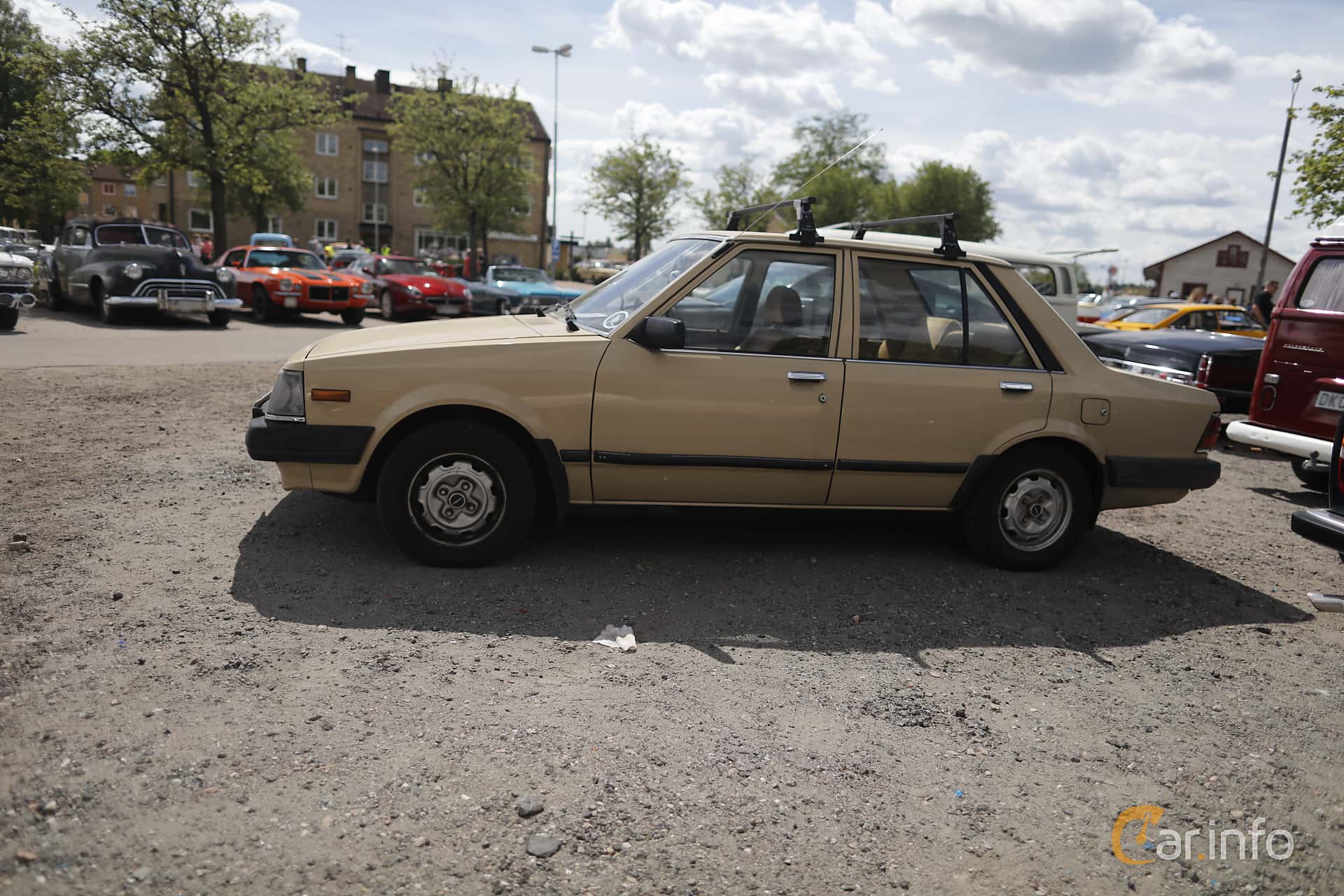 Mazda 323 GT Sedan 1.5 Manual, 88hp, 1985
