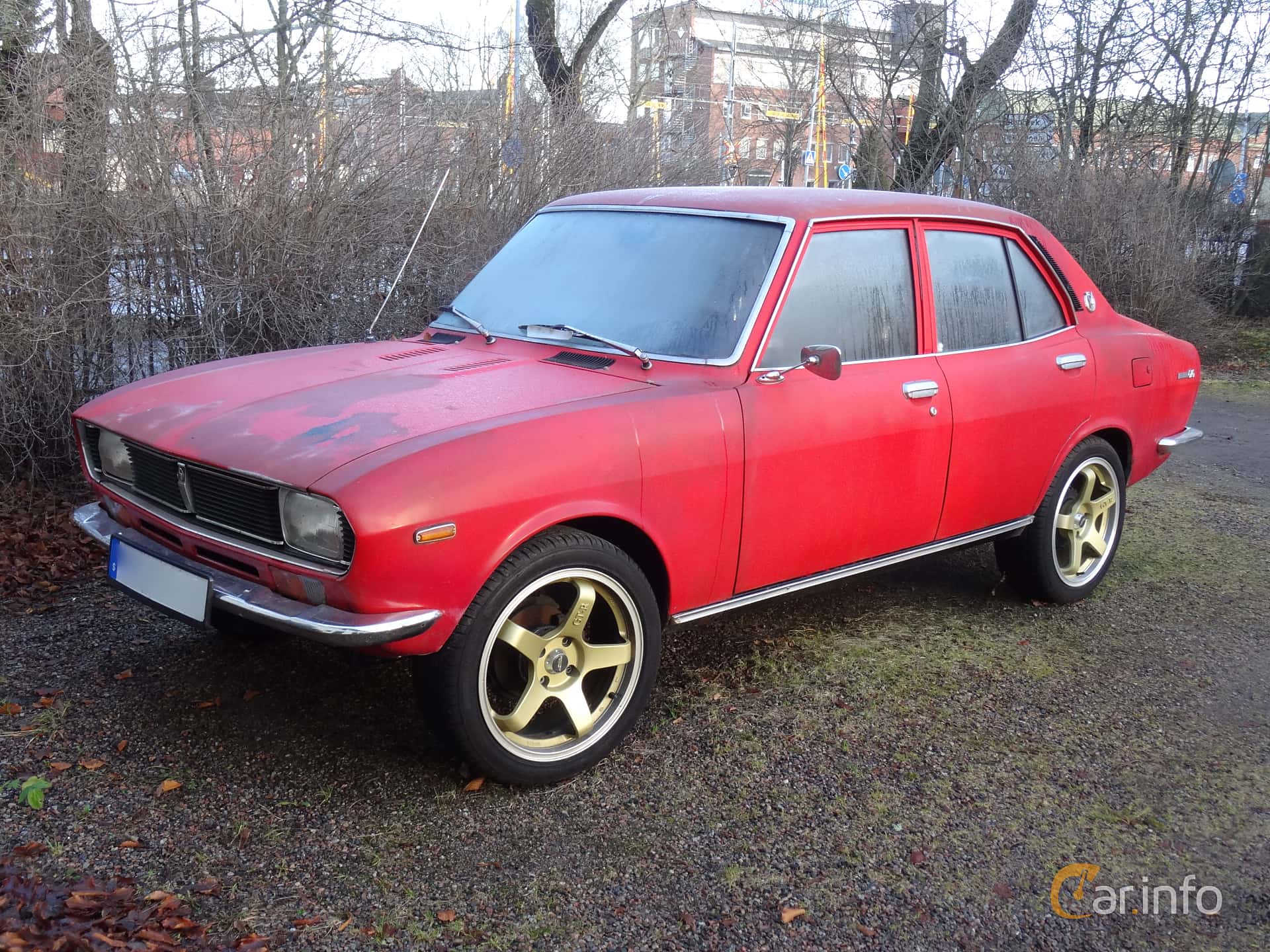 Mazda 616 1.6 1st Generation