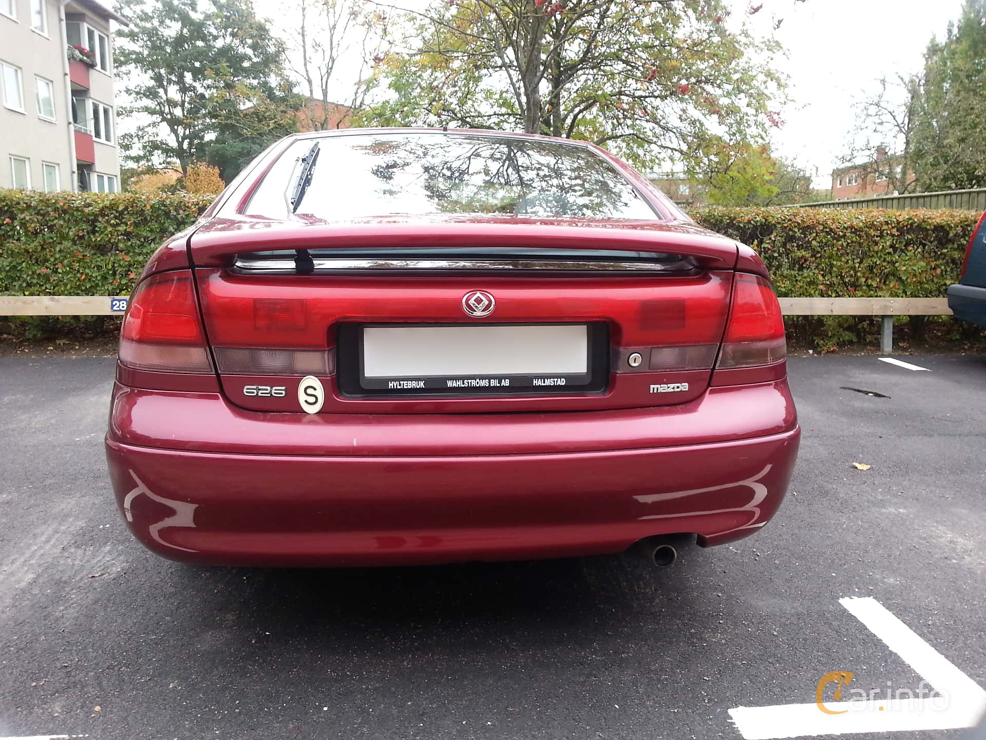 Mazda 626 Hatchback 2.0 Manual, 116hp, 1992