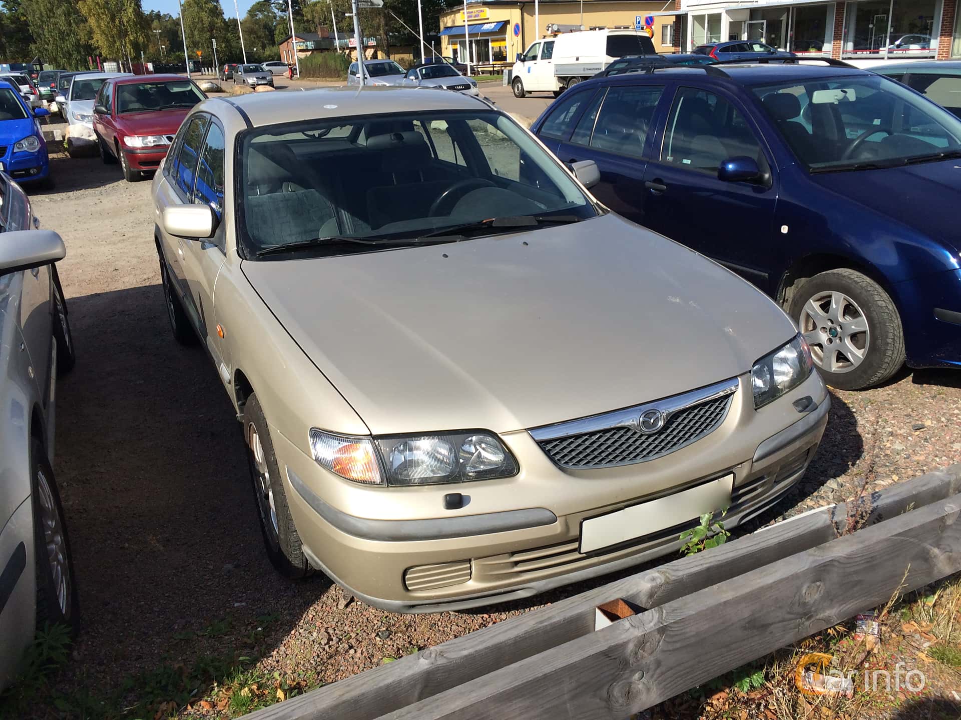 Mazda 626 Hatchback 2.0 Manual, 136hp, 1999