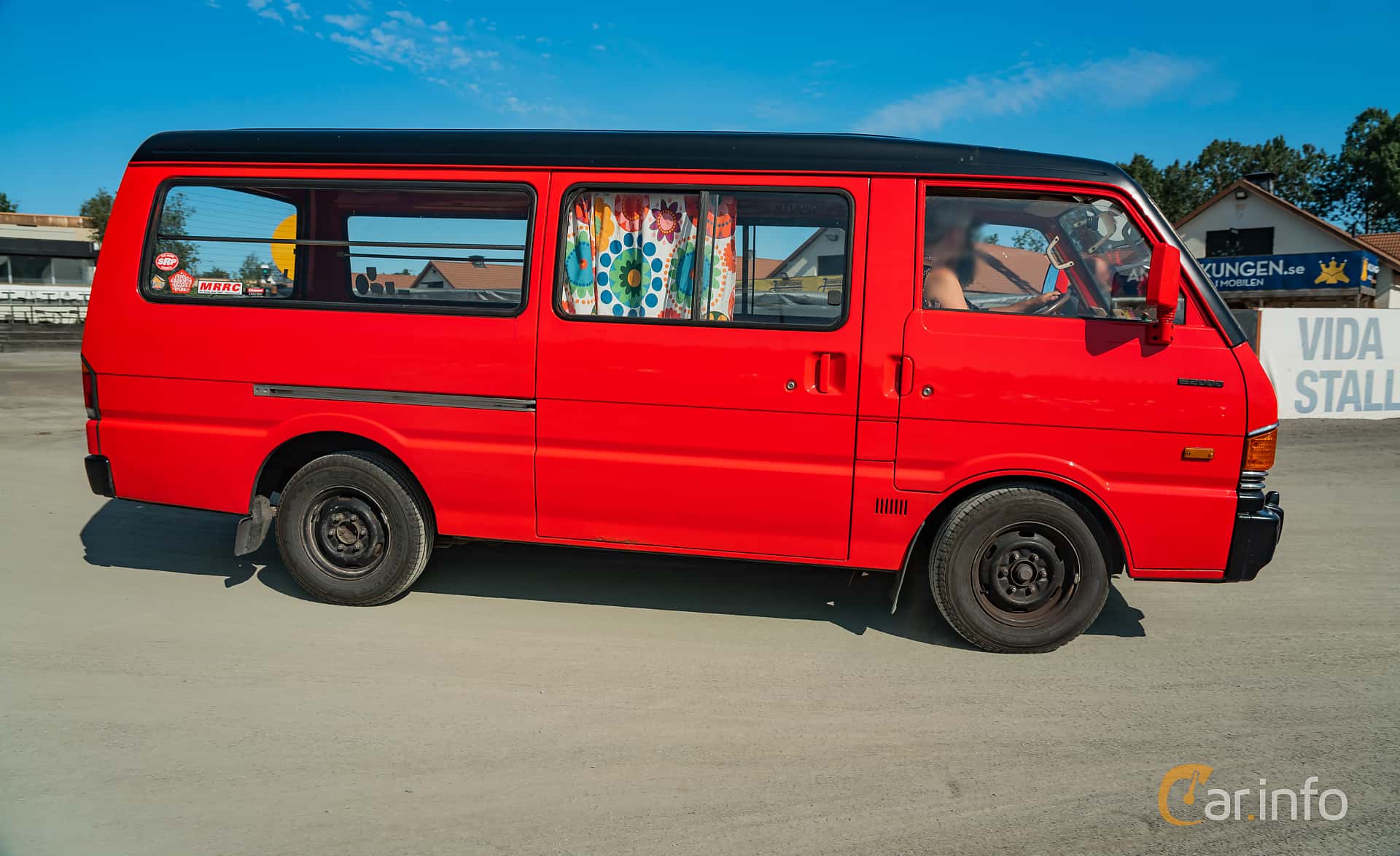 Mazda Bongo Minibus 2.2 Manual, 71hp, 1994