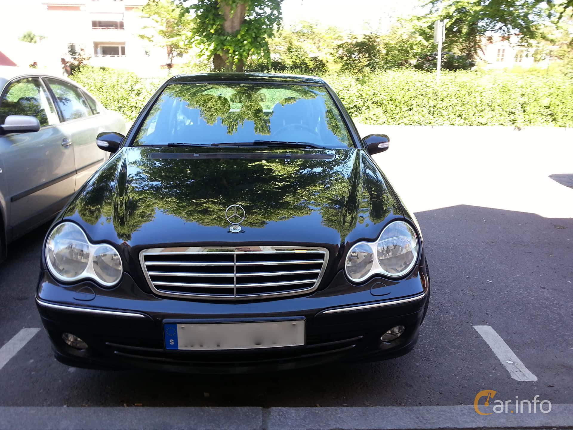 Mercedes-Benz C 180 Kompressor  Manual, 143hp, 2005