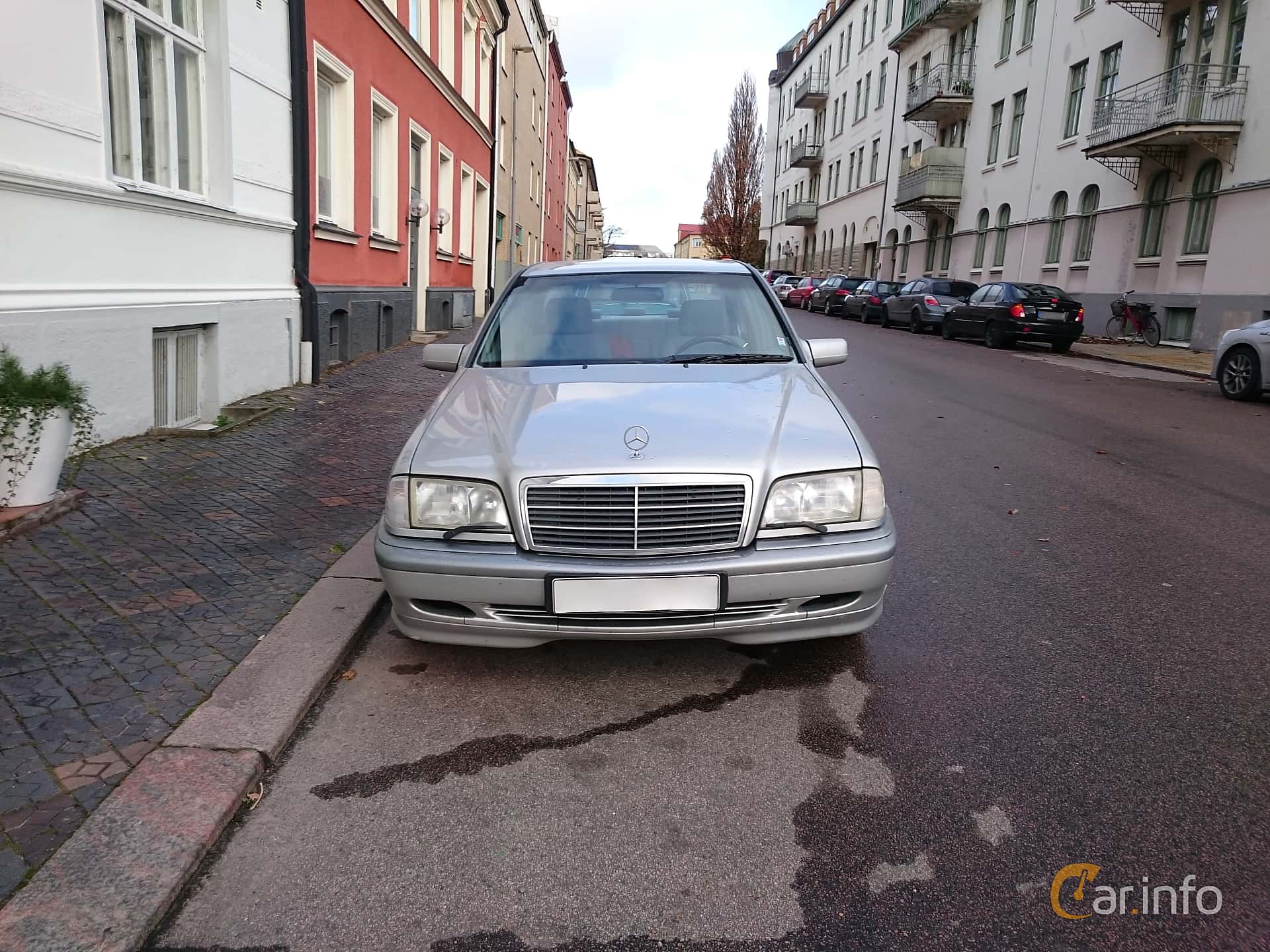 Mercedes-Benz C 180  Manual, 122hp, 1997