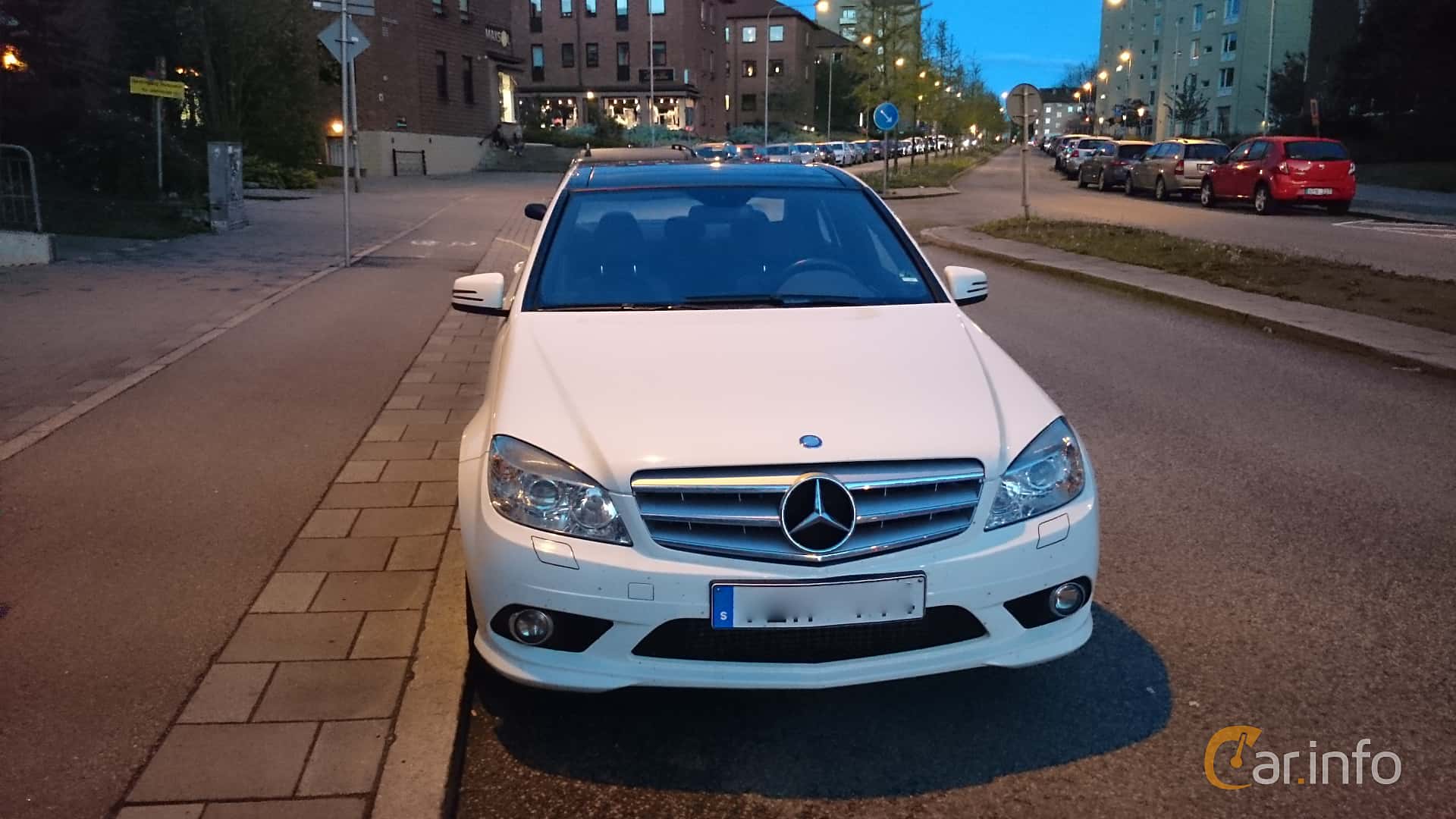 Mercedes-Benz C 180 CGI BlueEFFICIENCY  5G-Tronic, 156hp, 2010