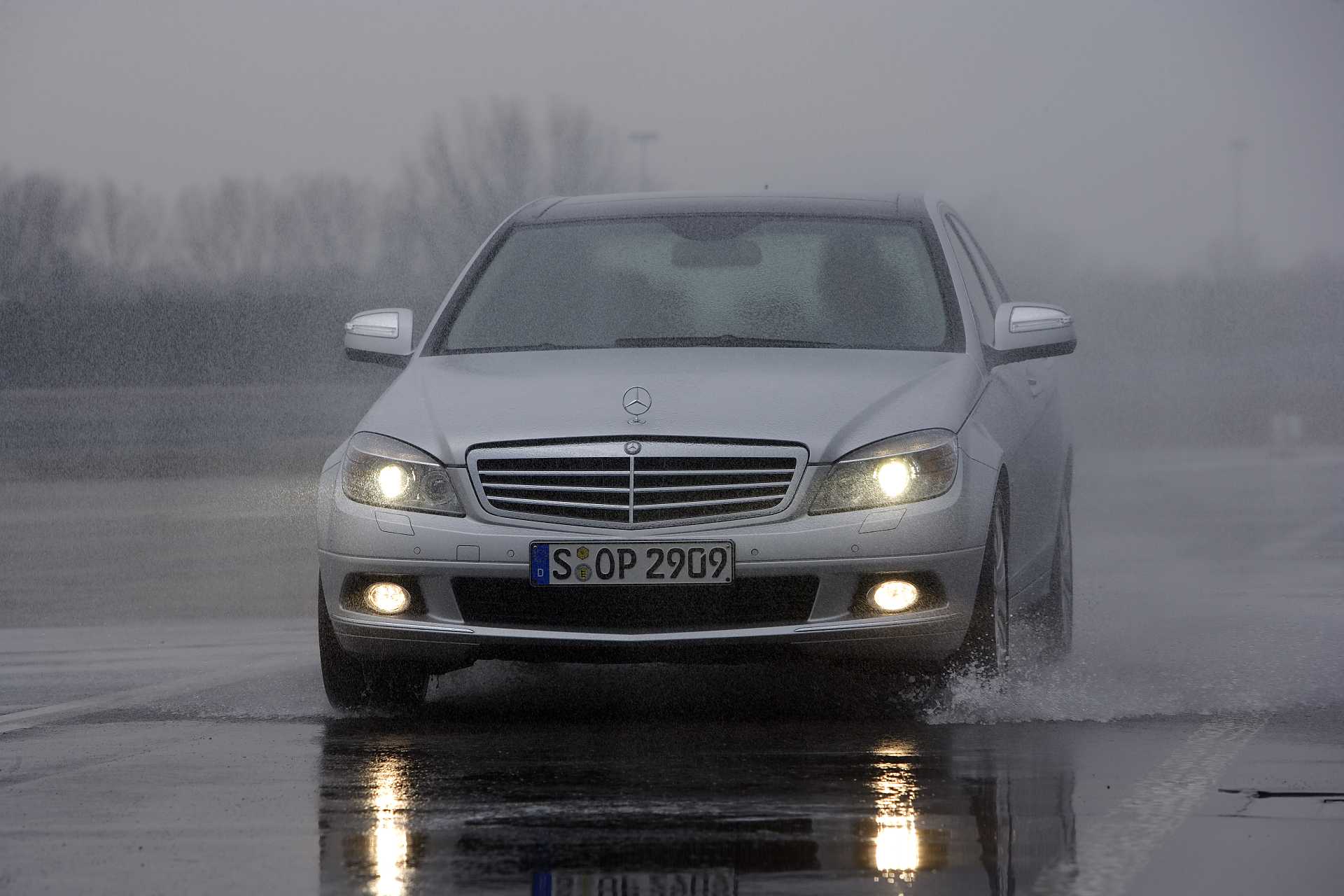 Mercedes-Benz C 350 4MATIC  7G-Tronic, 272hp, 2011