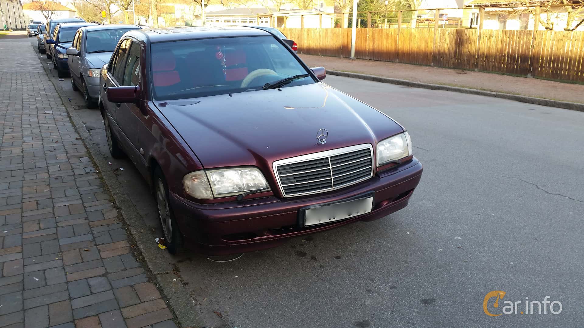 Mercedes-Benz C 180  Manual, 122hp, 1997