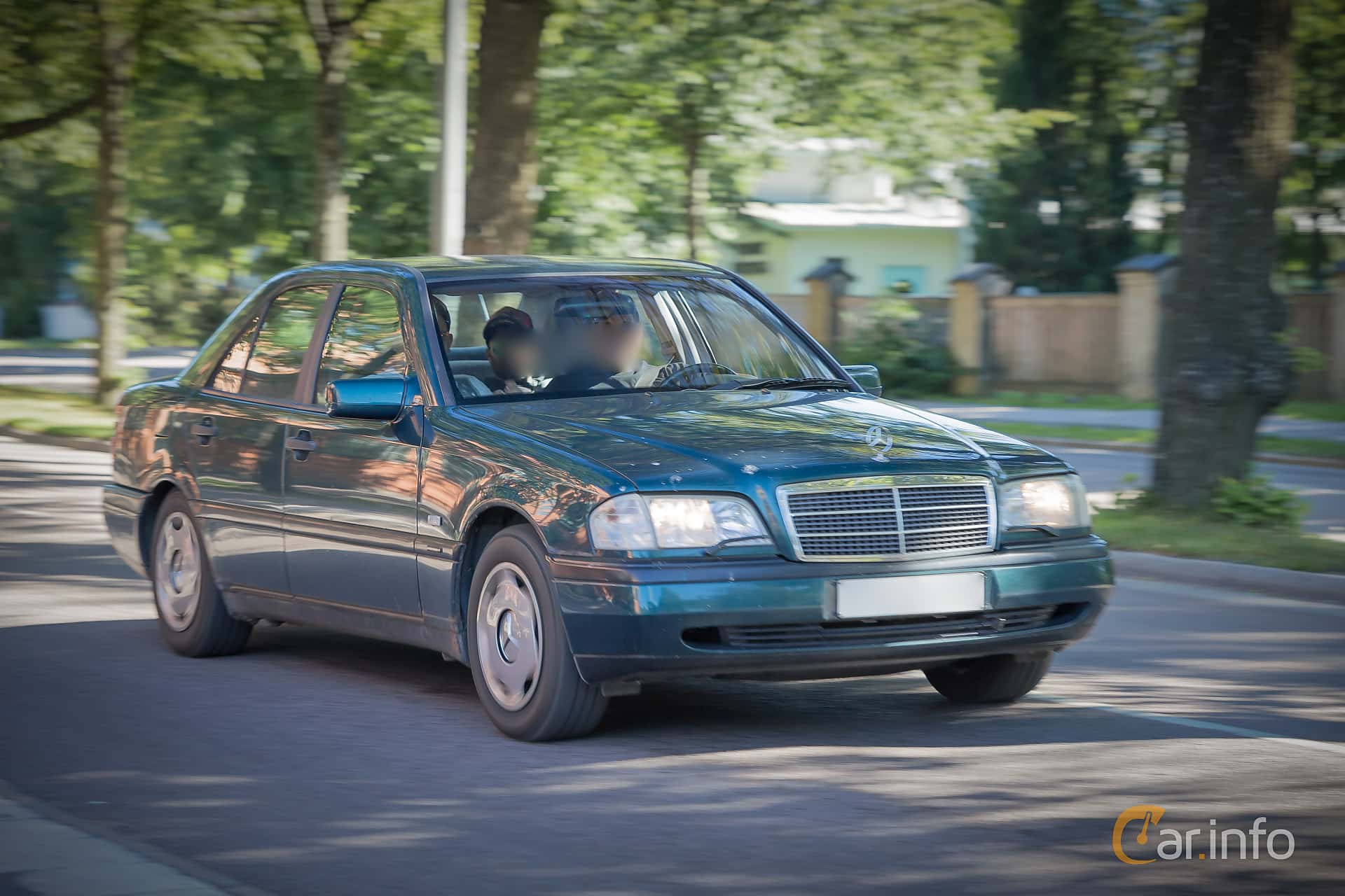 Mercedes-Benz C 200 Manual, 5-speed