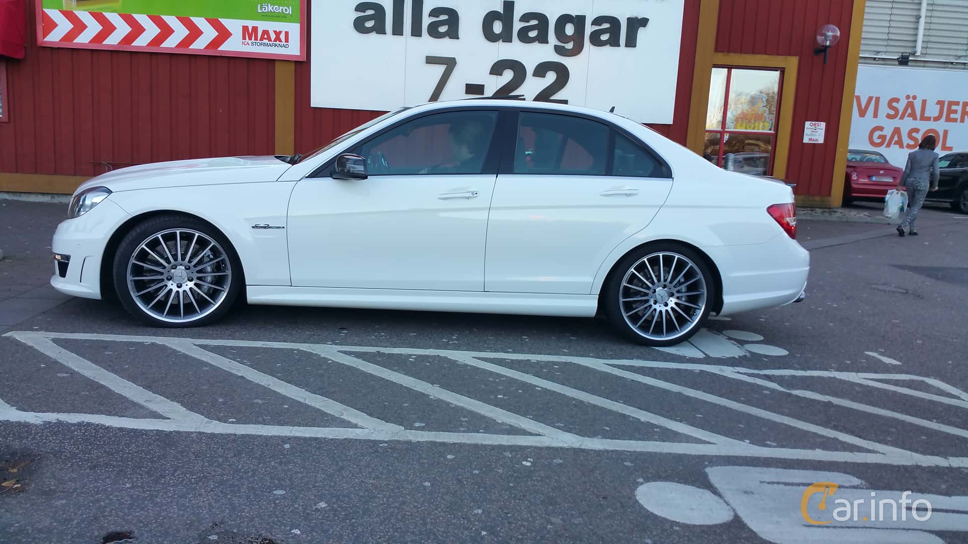 Mercedes-Benz C 63 AMG  , 457hp, 2014