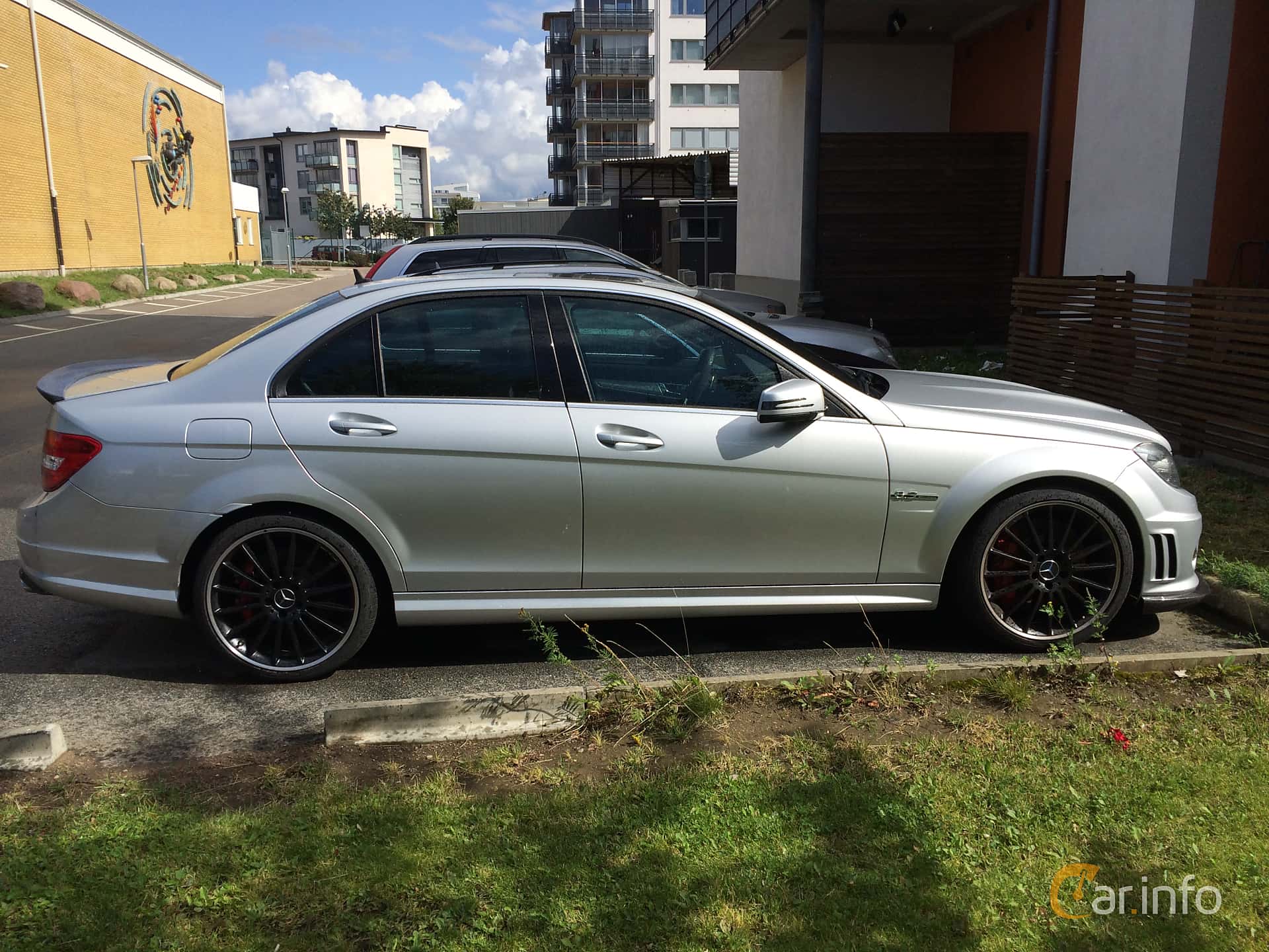 Mercedes-Benz C 63 AMG  457hp, 2009