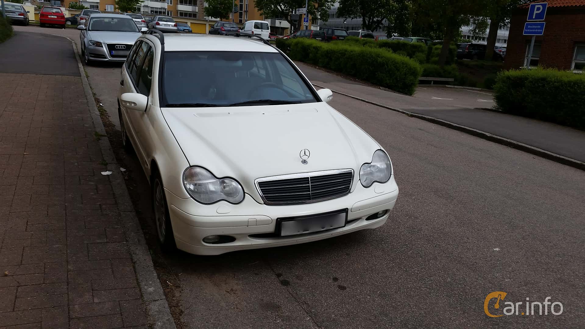 Mercedes-Benz C 180 T  Manual, 129hp, 2002