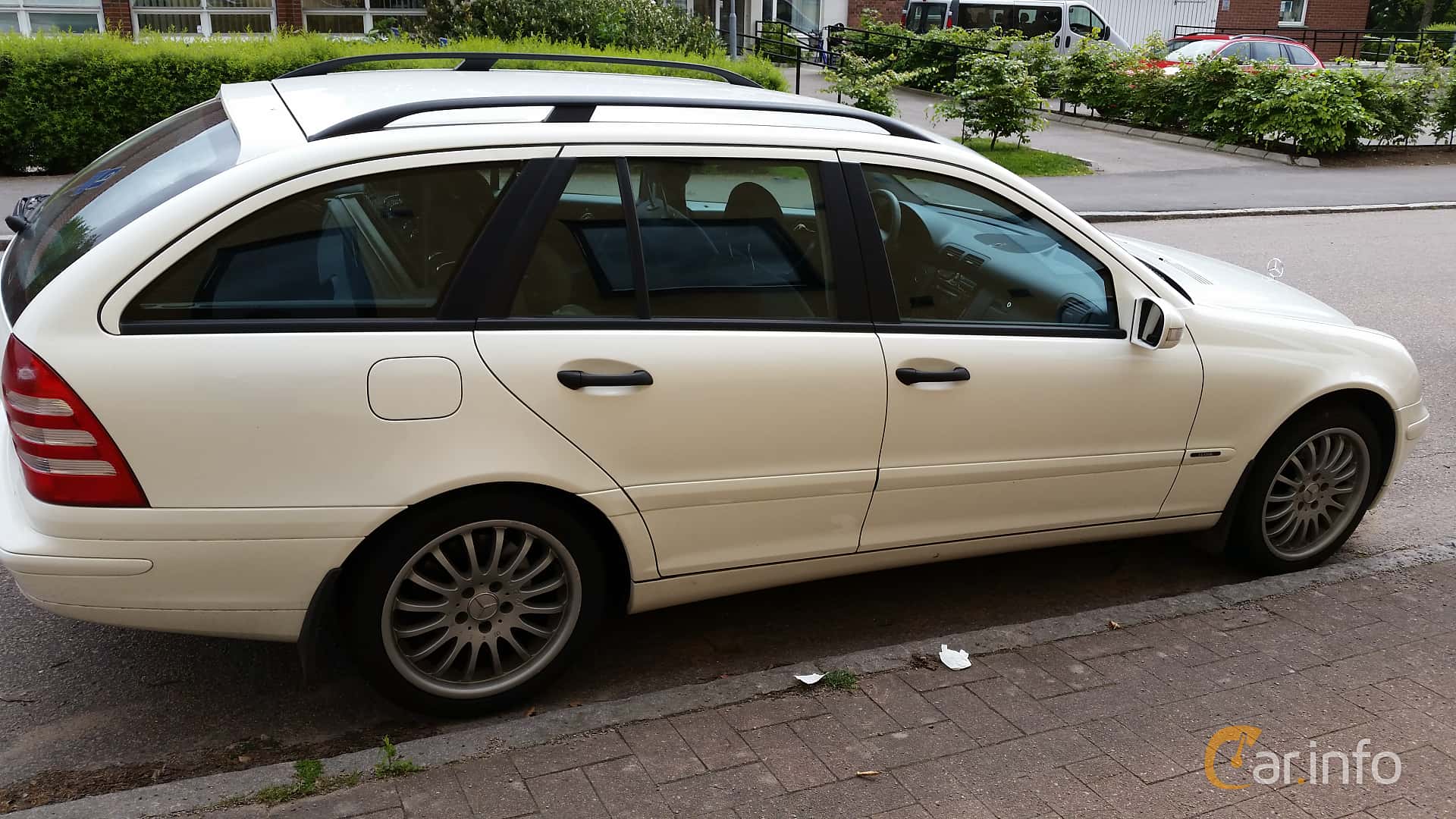 Mercedes-Benz C 180 T  Manual, 129hp, 2003