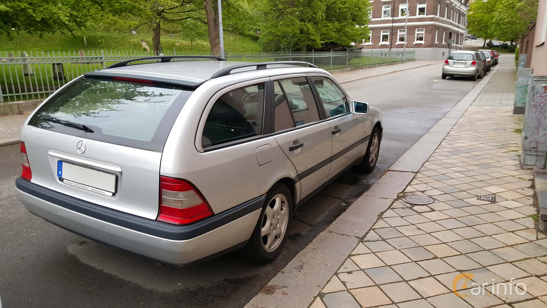 Mercedes-Benz C 180 T  5G-Tronic, 122hp, 1997