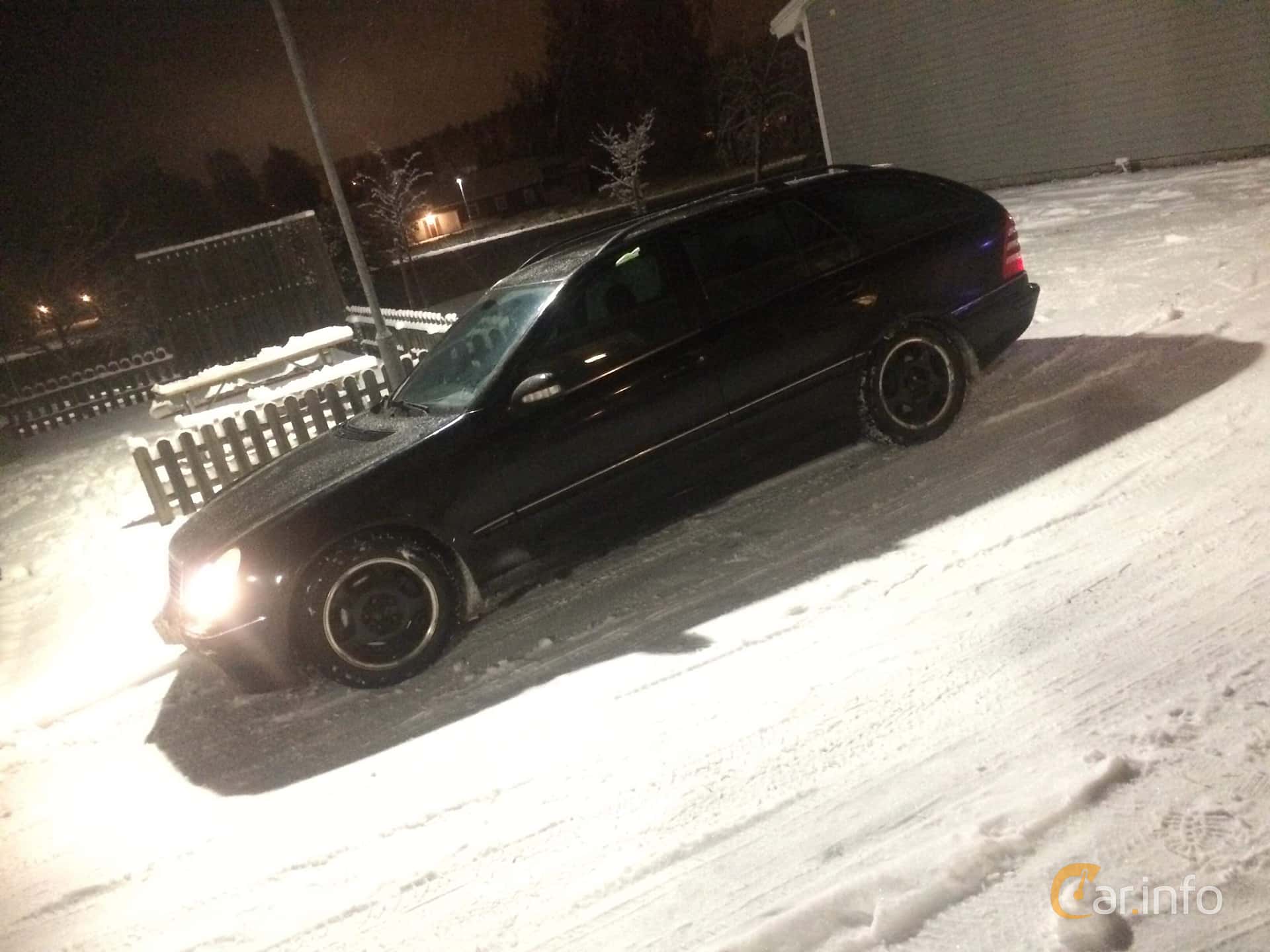 Mercedes-Benz C 270 T CDI  Manual, 170hp, 2002