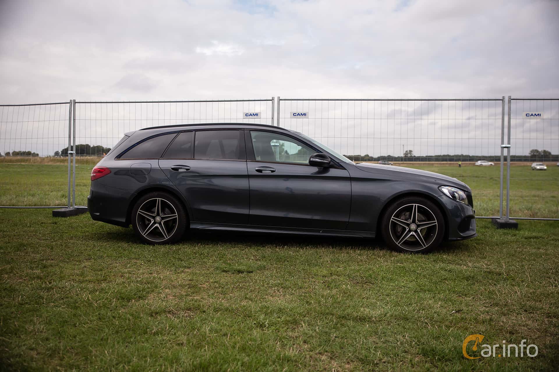 Mercedes-Benz C 220 d 4MATIC W205
