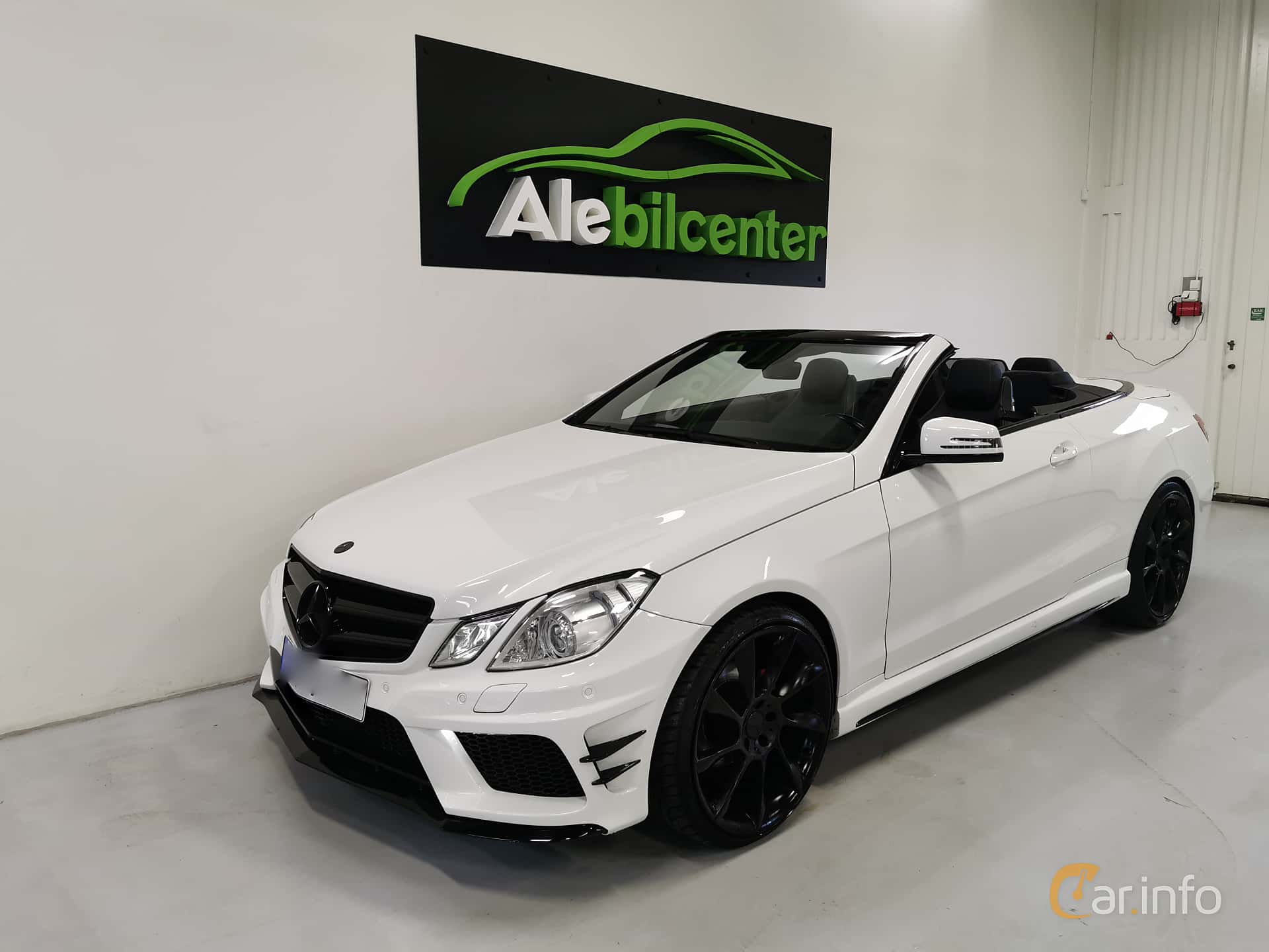 Mercedes-Benz E 200 Cabriolet BlueEFFICIENCY  Manual, 184hp, 2012