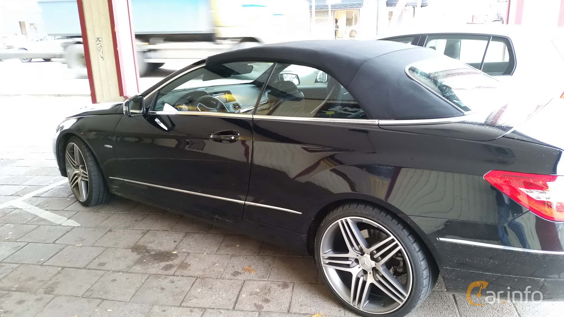 Mercedes-Benz E 250 CDI Cabriolet BlueEFFICIENCY  204hp, 2013