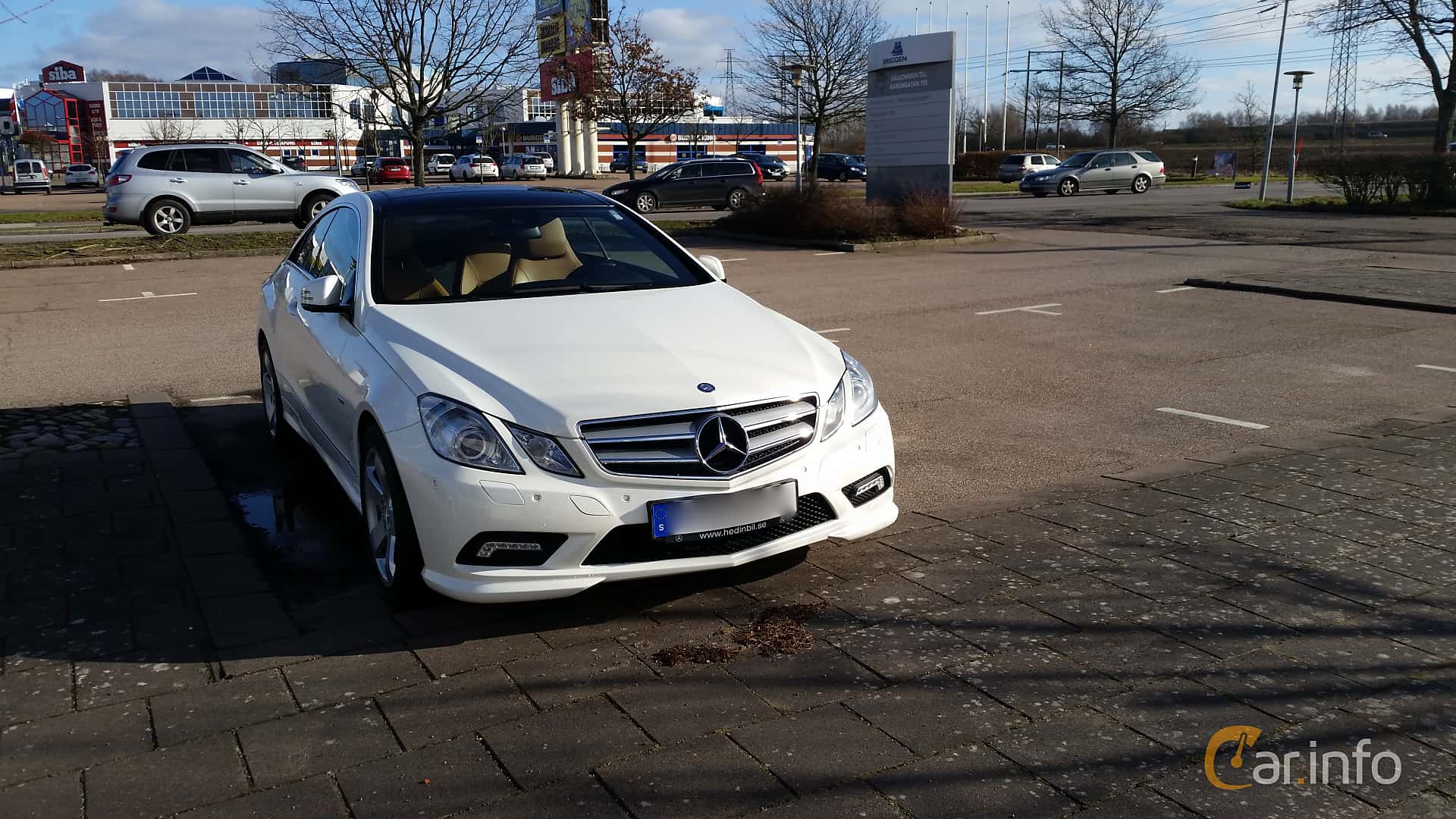 Mercedes-Benz E 350 Coupé CGI BlueEFFICIENCY  7G-Tronic, 292hp, 2011