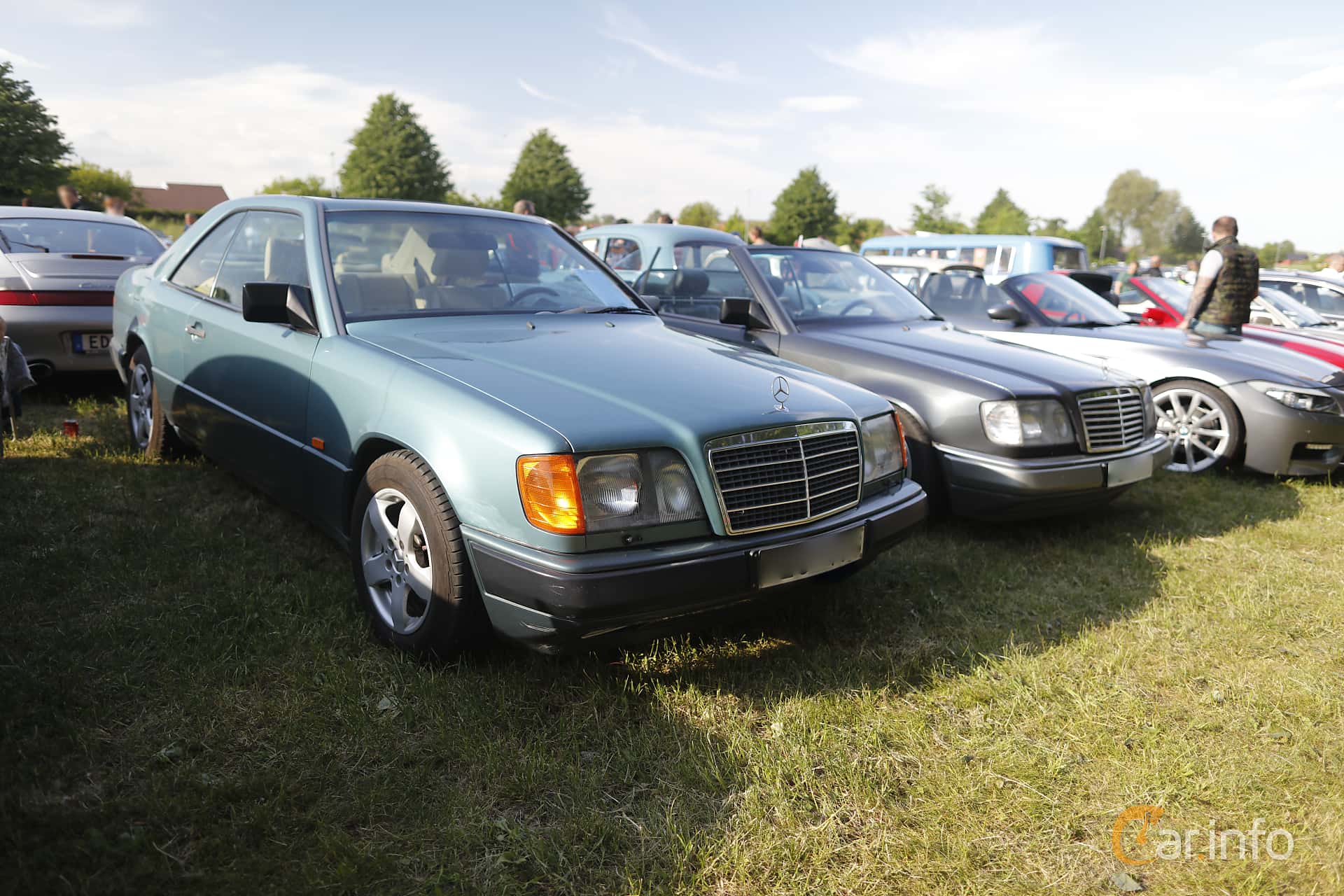 Mercedes-Benz 300 CE Coupé  180hp, 1989