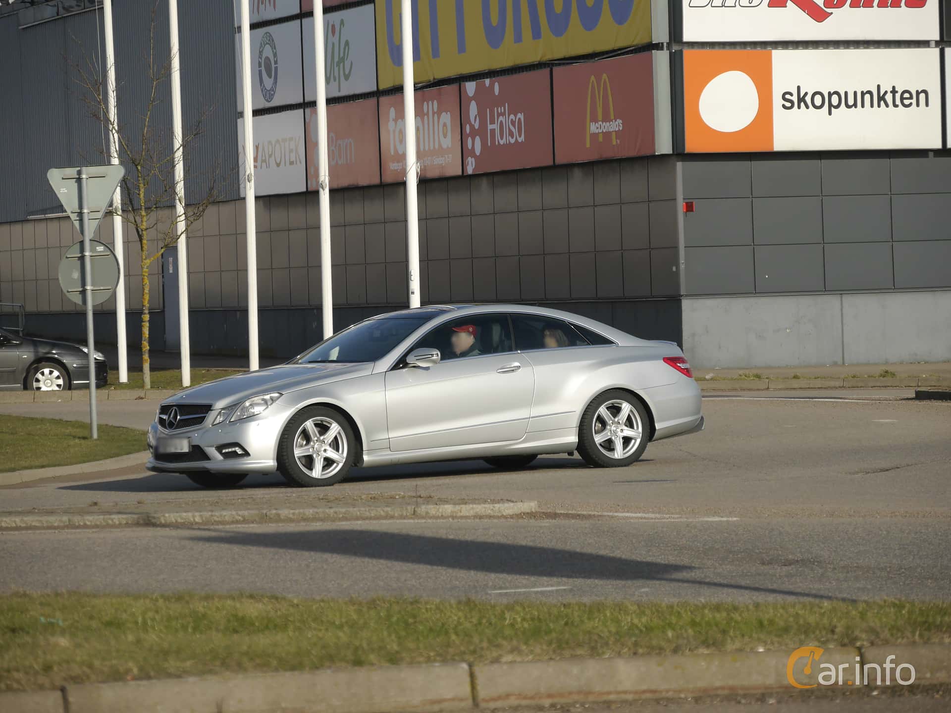 Mercedes-Benz E 350 Coupé CGI BlueEFFICIENCY  7G-Tronic, 292hp, 2009