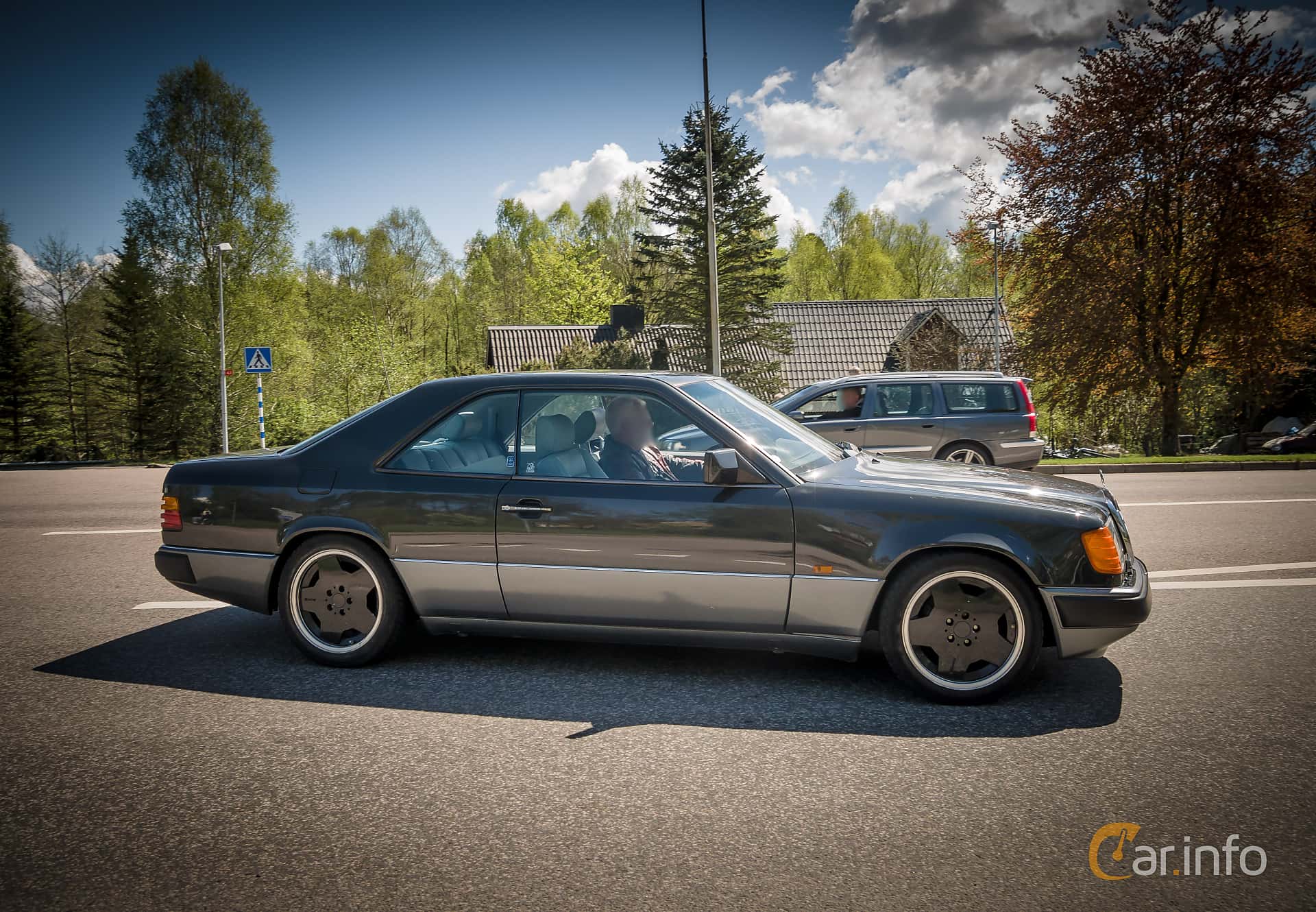 Mercedes-Benz 300 CE-24  Manual, 220hp, 1990