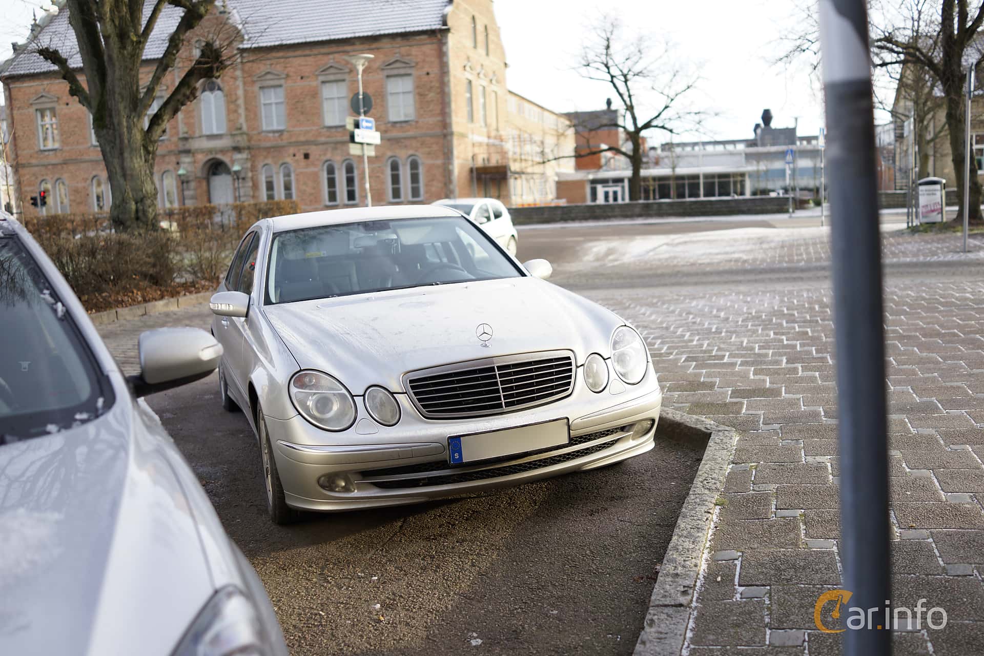 Mercedes-Benz E 220 CDI  5G-Tronic, 150hp, 2004