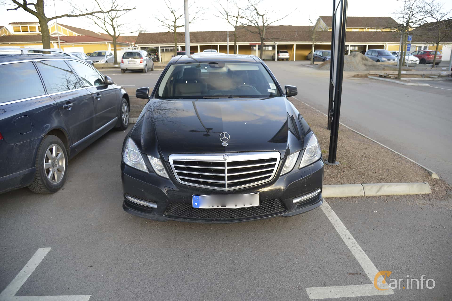 Mercedes-Benz E 220 CDI BlueEFFICIENCY  170hp, 2013