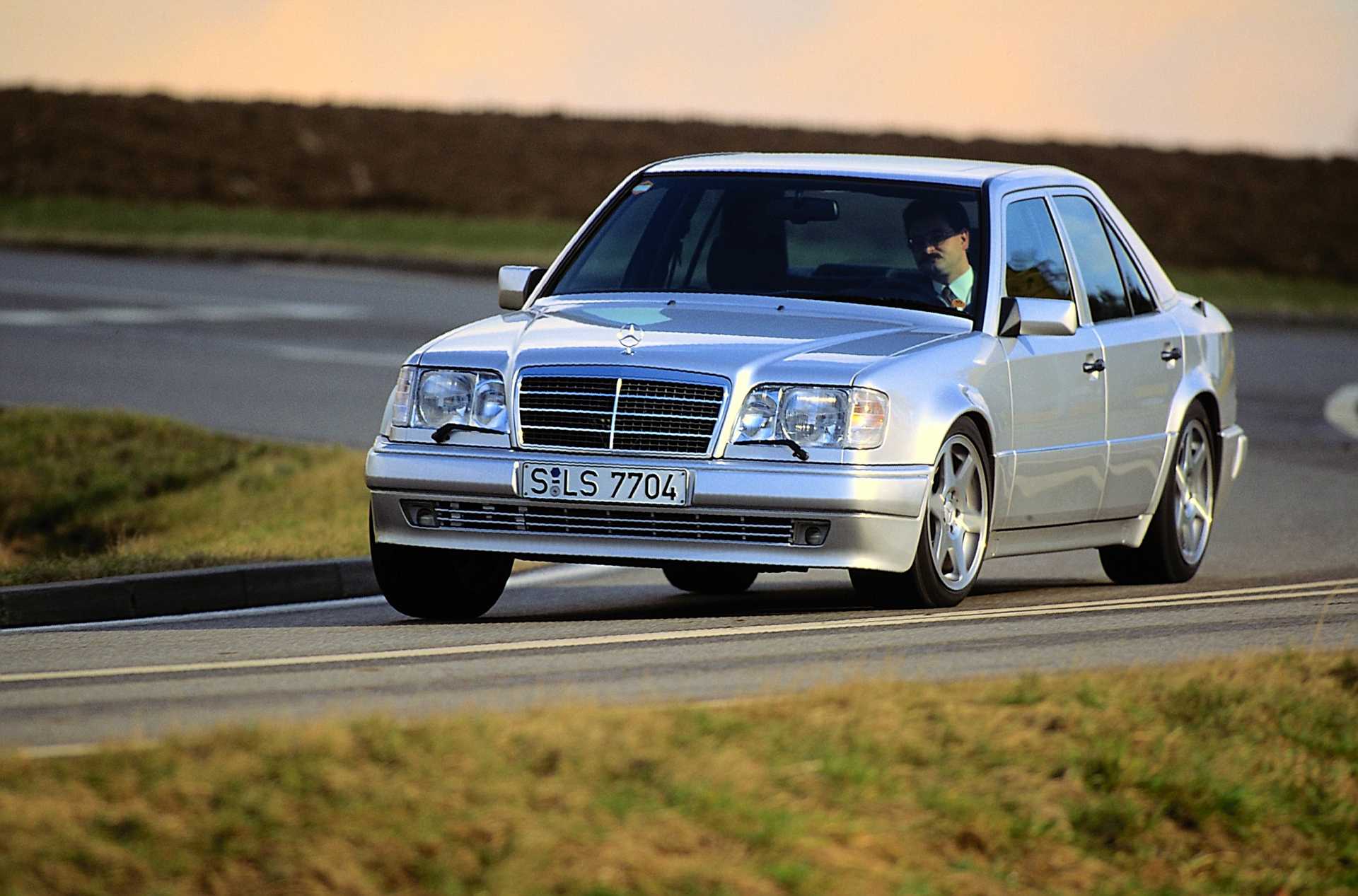 Mercedes-Benz E 500  Automatic, 320hp, 1994