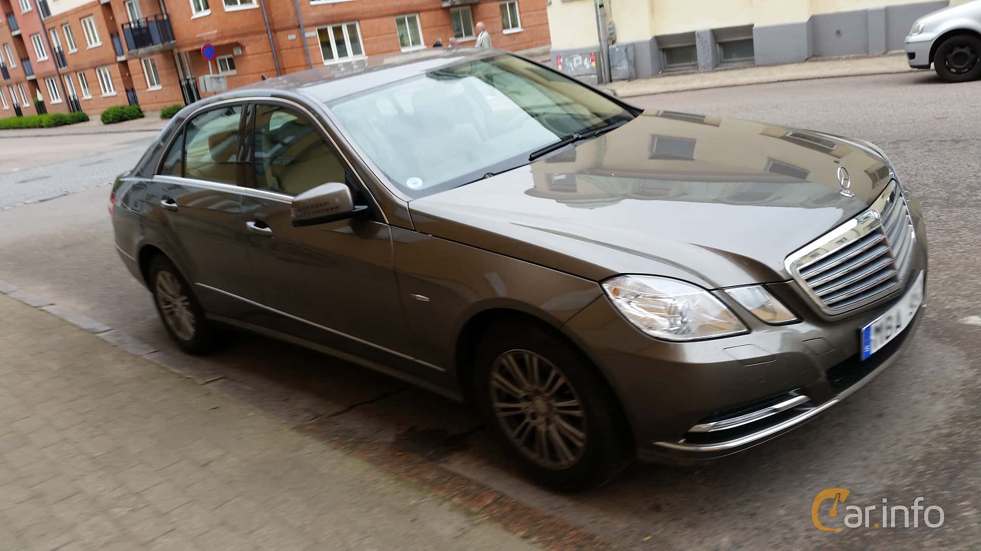 Mercedes-Benz E 200 CDI BlueEFFICIENCY  Manual, 136hp, 2012
