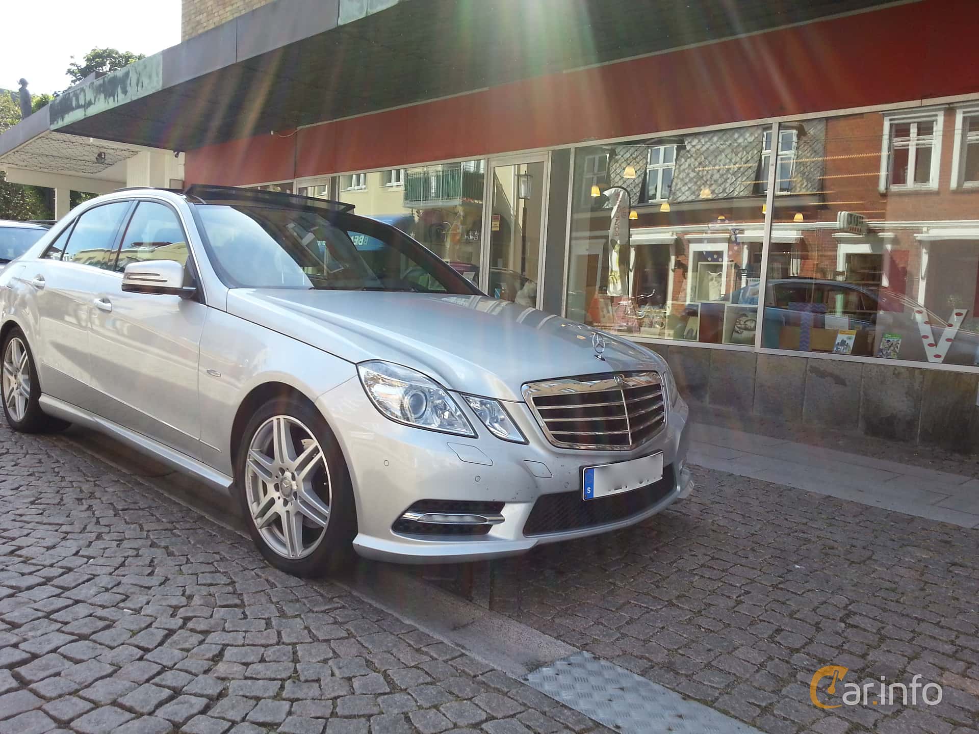 Mercedes-Benz E 250 BlueEFFICIENCY  7G-Tronic Plus, 204hp, 2013