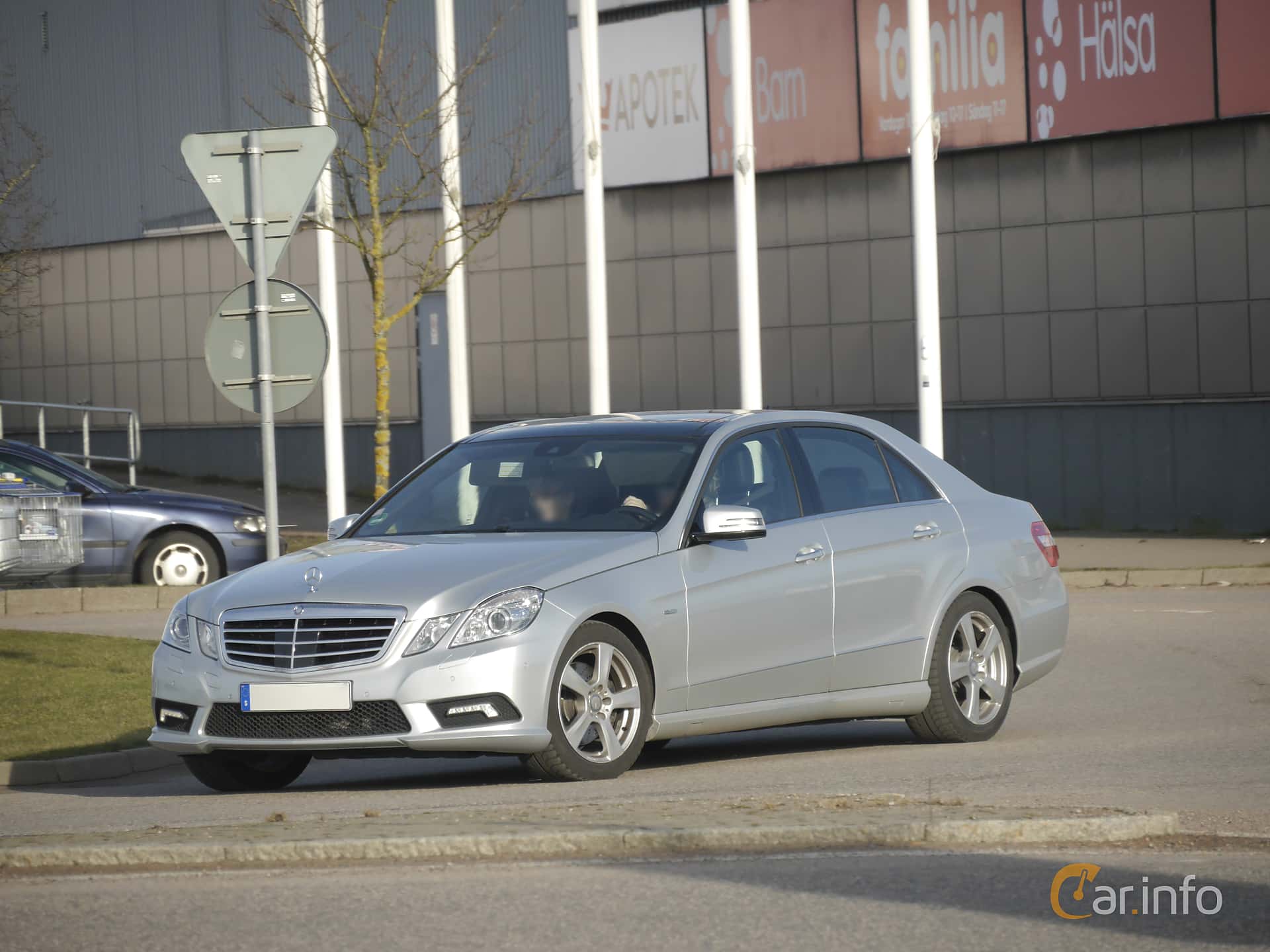 Mercedes-Benz E 350 CDI 4MATIC BlueEFFICIENCY  7G-Tronic, 231hp, 2011