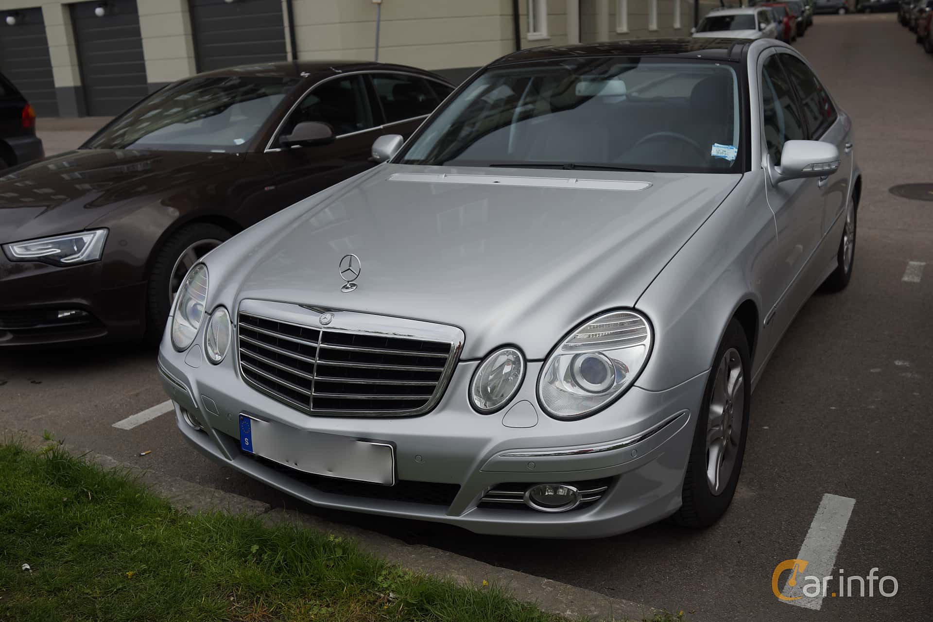 Mercedes-Benz E 300 CDI Bluetec  7G-Tronic, 211hp, 2009