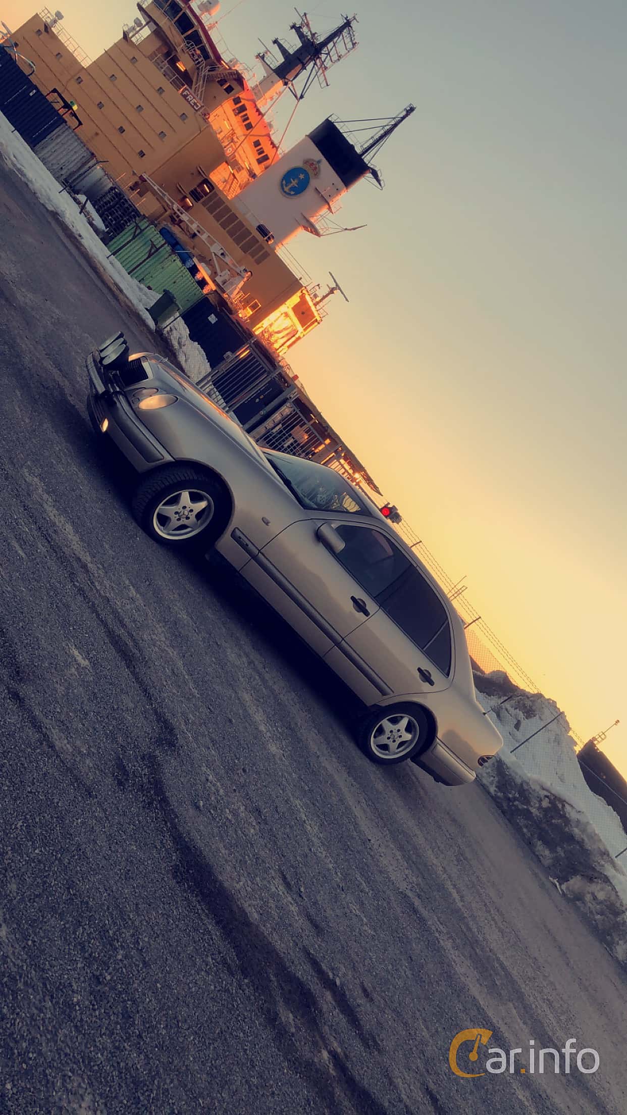 Mercedes-Benz E 300 D generation W210, Manual, 5-speed