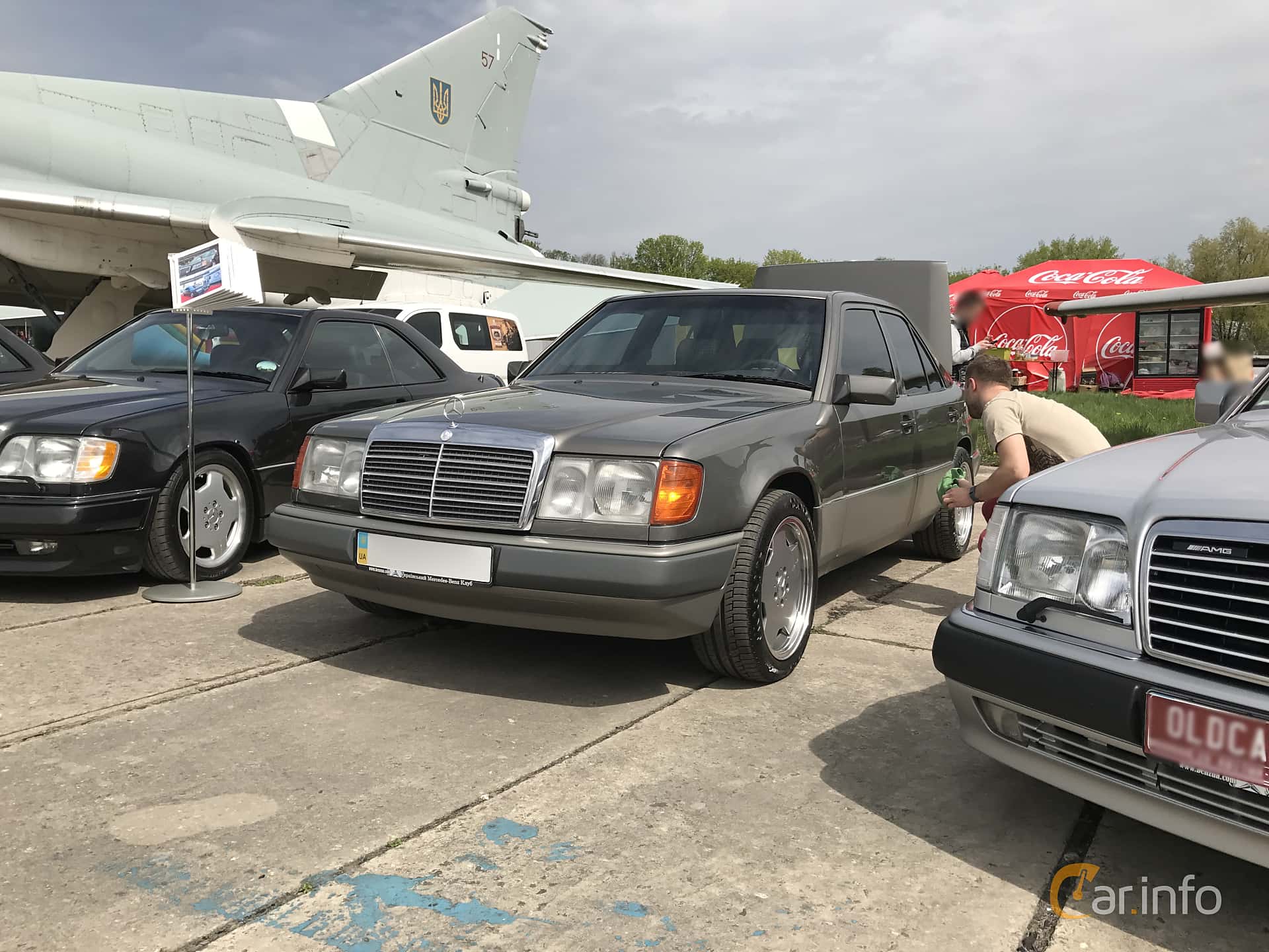 Mercedes-Benz 300 E  Automatic, 188hp, 1986
