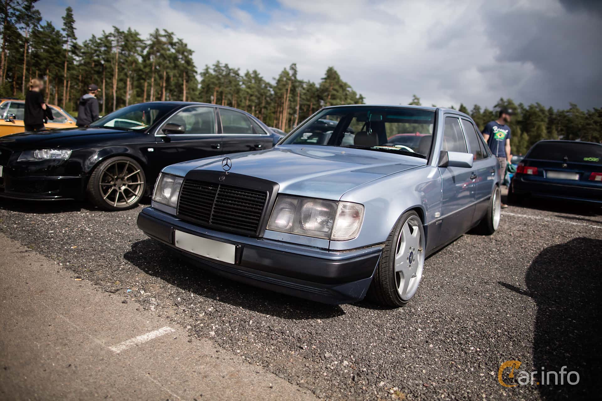 Mercedes-Benz 300 D Turbo  4G-Tronic, 147hp, 1993