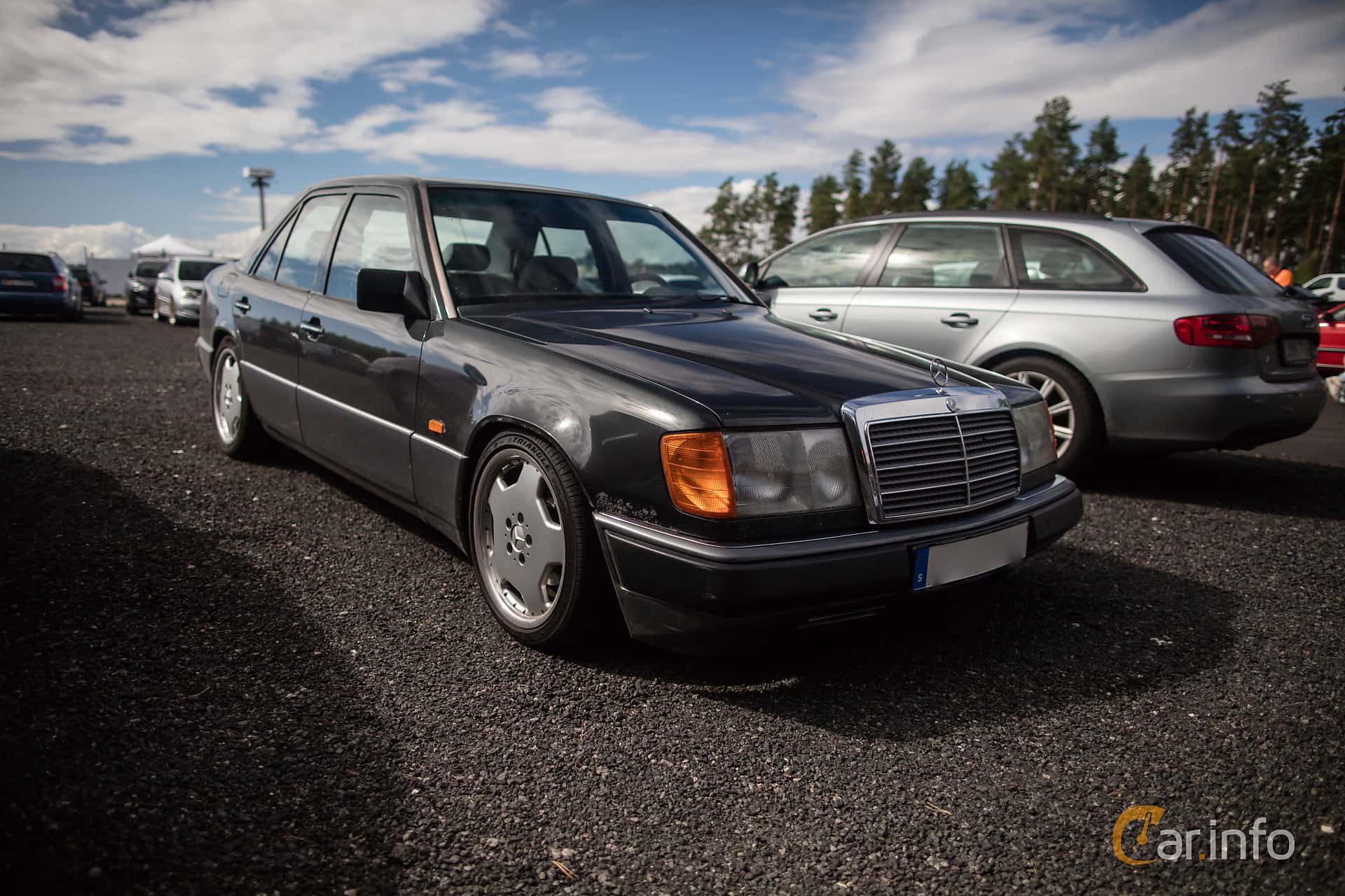 Mercedes-Benz 230 E  5G-Tronic, 132hp, 1993