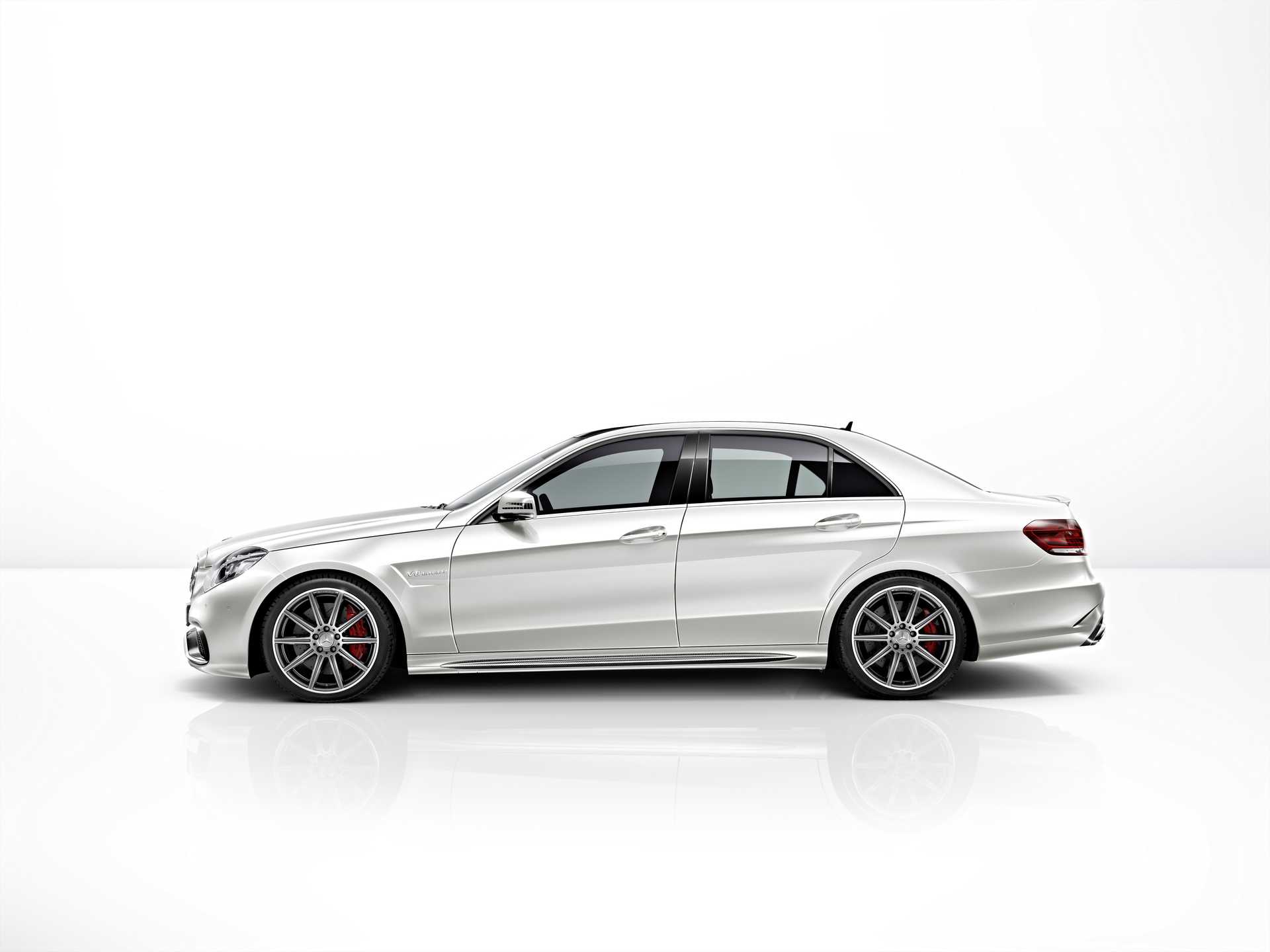 Mercedes-Benz E 63 AMG S 4MATIC  , 585hp, 2016