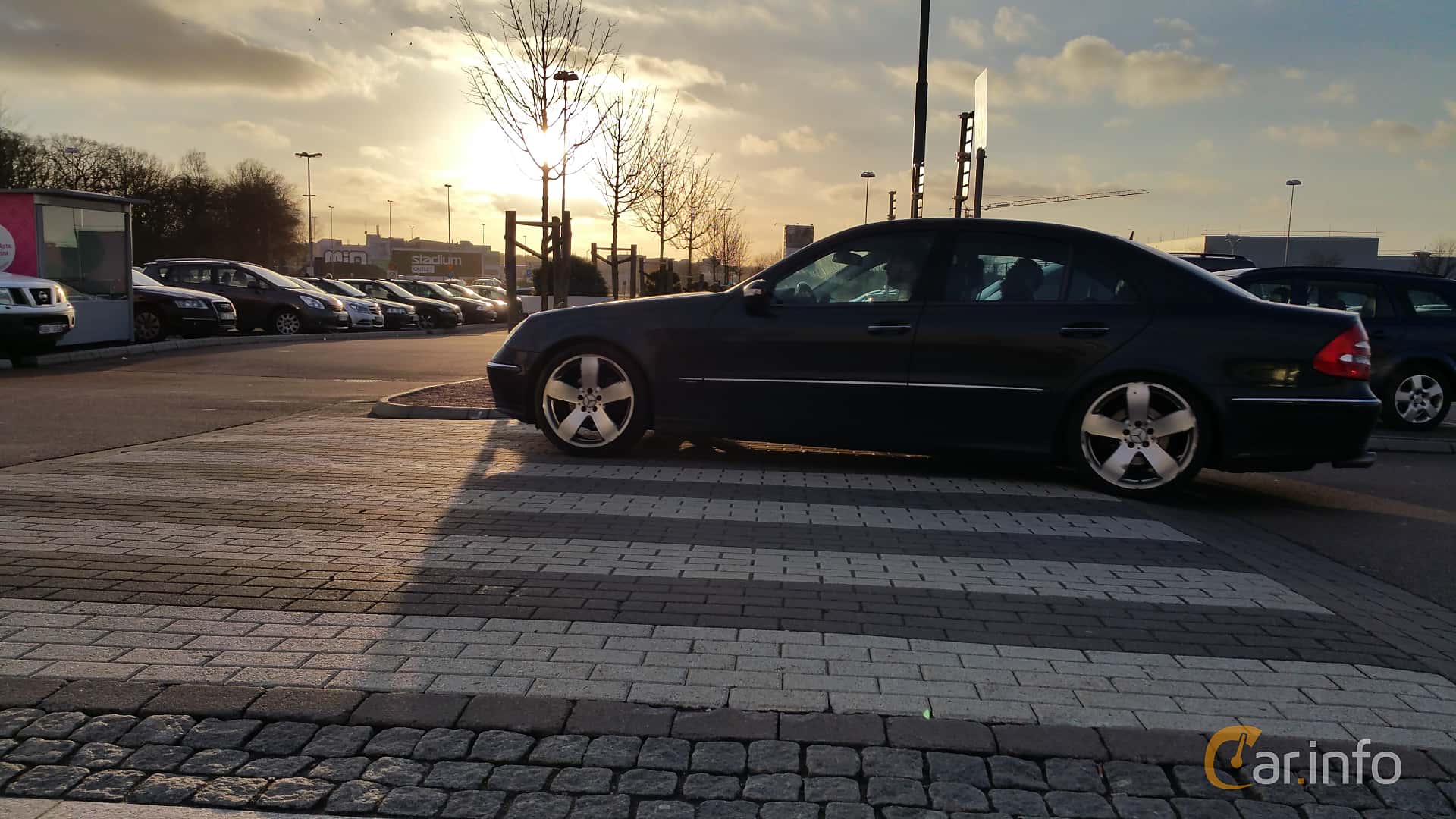 Mercedes-Benz E 320  5G-Tronic, 224hp, 2003