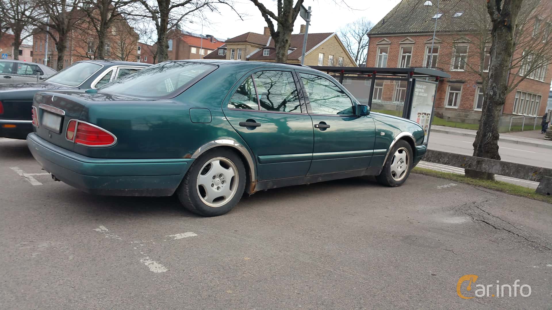 Mercedes-Benz E 230  Automatic, 150hp, 1998