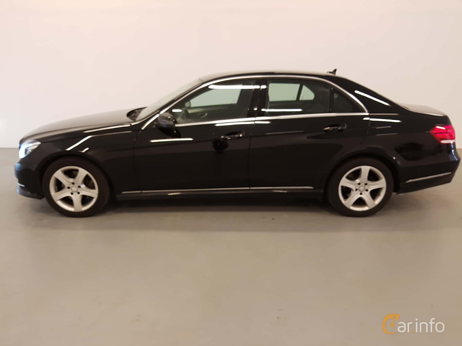 Mercedes-Benz E 220 BlueTEC 4MATIC  7G-Tronic, 170hp, 2016