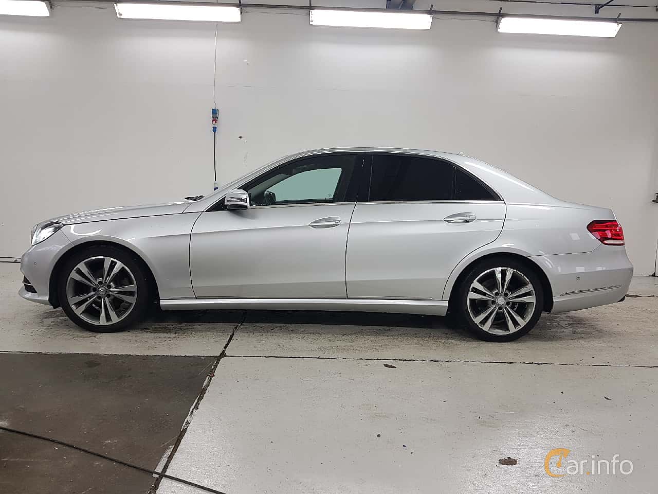 Mercedes-Benz E 220 BlueTEC  Manual, 170hp, 2016
