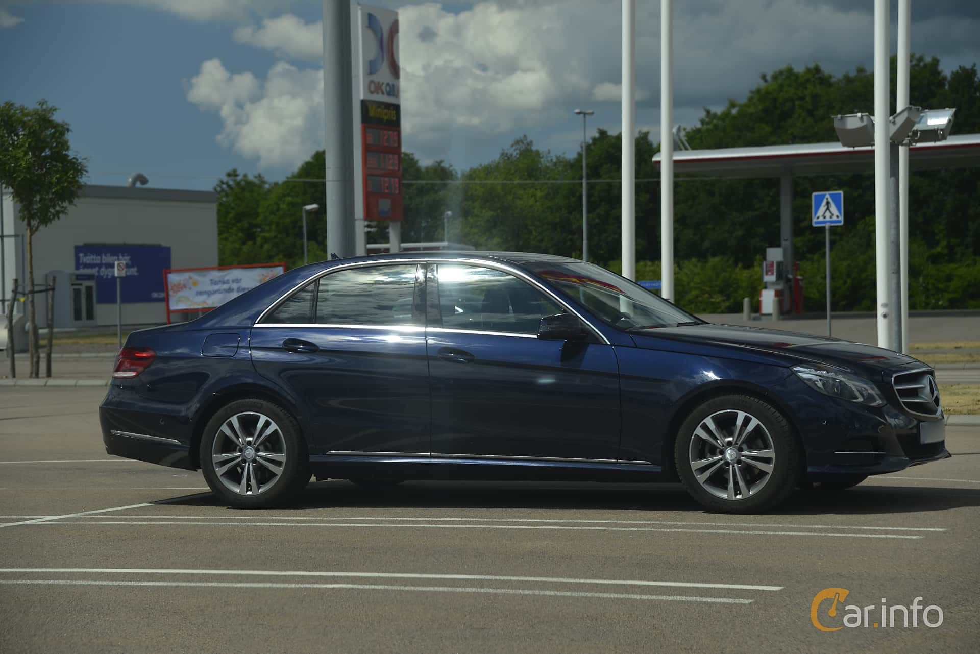 Mercedes-Benz E 250  7G-Tronic Plus, 211hp, 2016